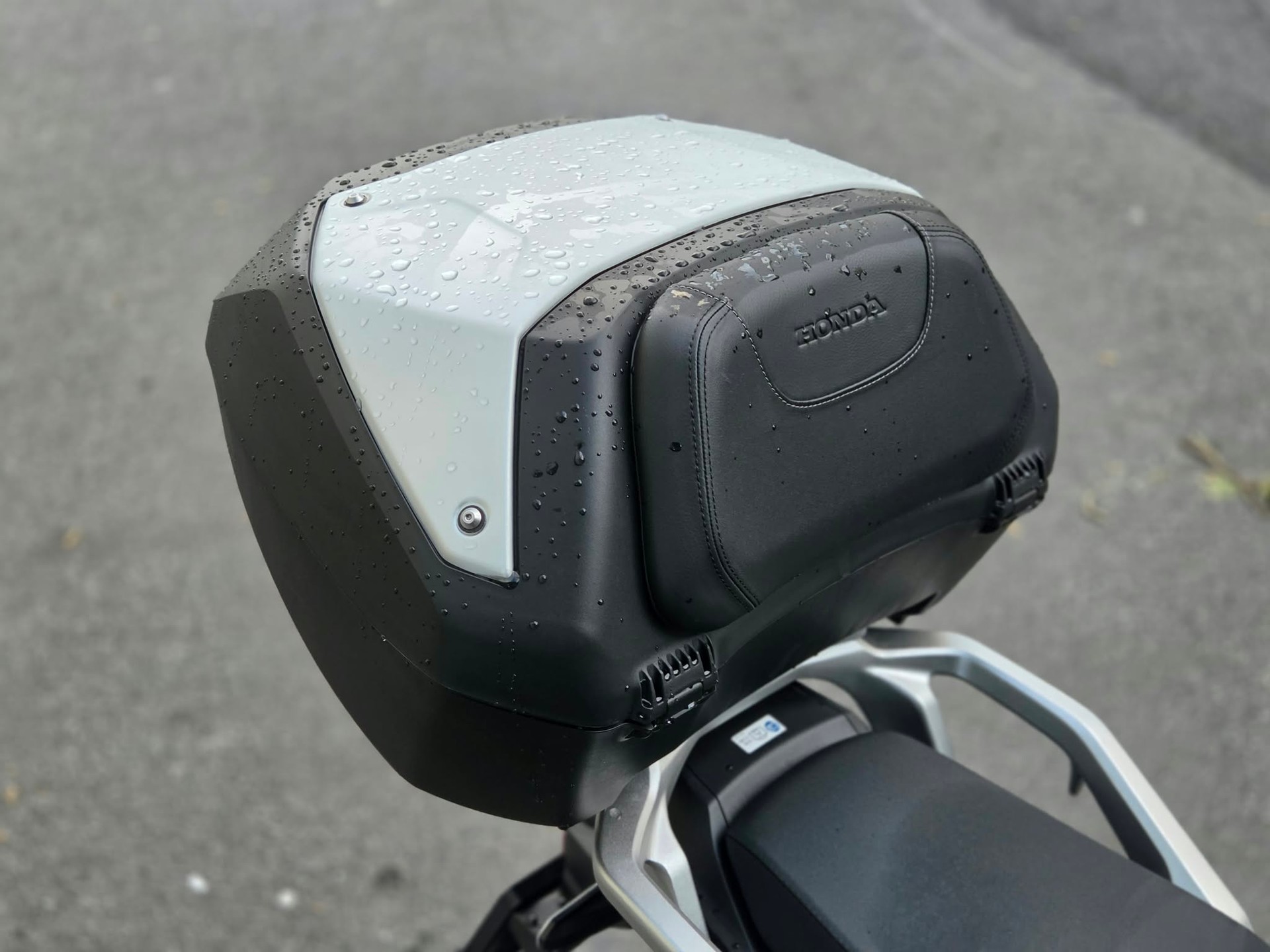 HONDA XL 750 Transalp-image-12