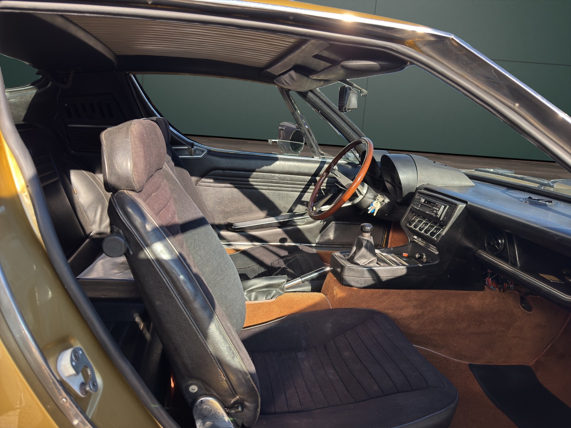 ALFA ROMEO MONTREAL 105.64 - V8 Bertone // VETERAN //-image-8