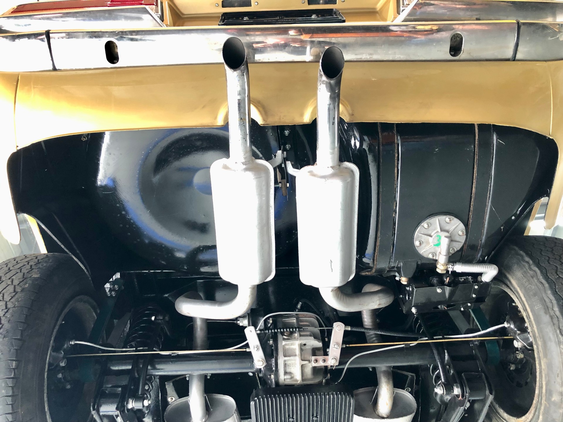 ALFA ROMEO MONTREAL 105.64 - V8 Bertone // VETERAN //-image-14
