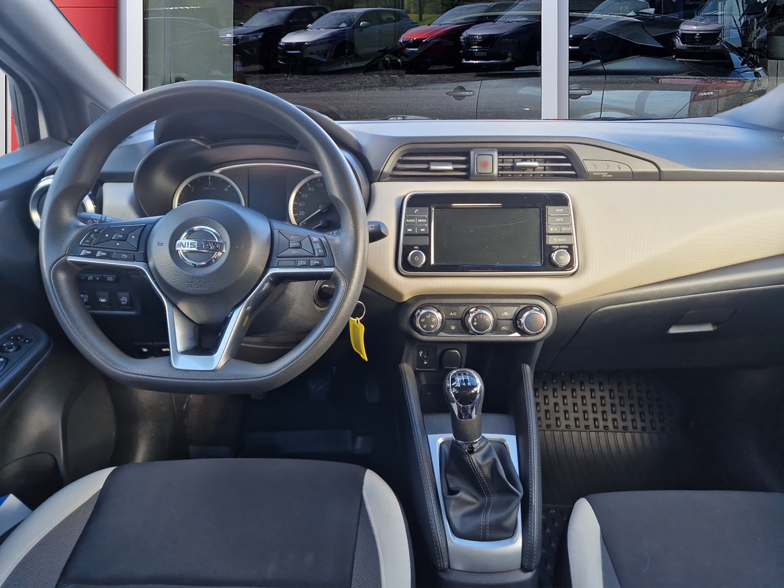 NISSAN Micra 1.5 dCi acenta-image-9