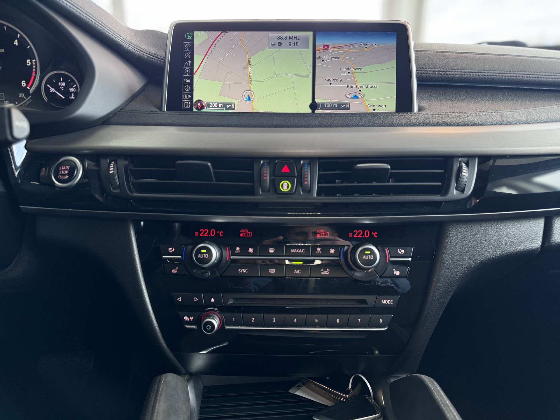 BMW X6 xDrive 30d M Sport Steptronic-image-11