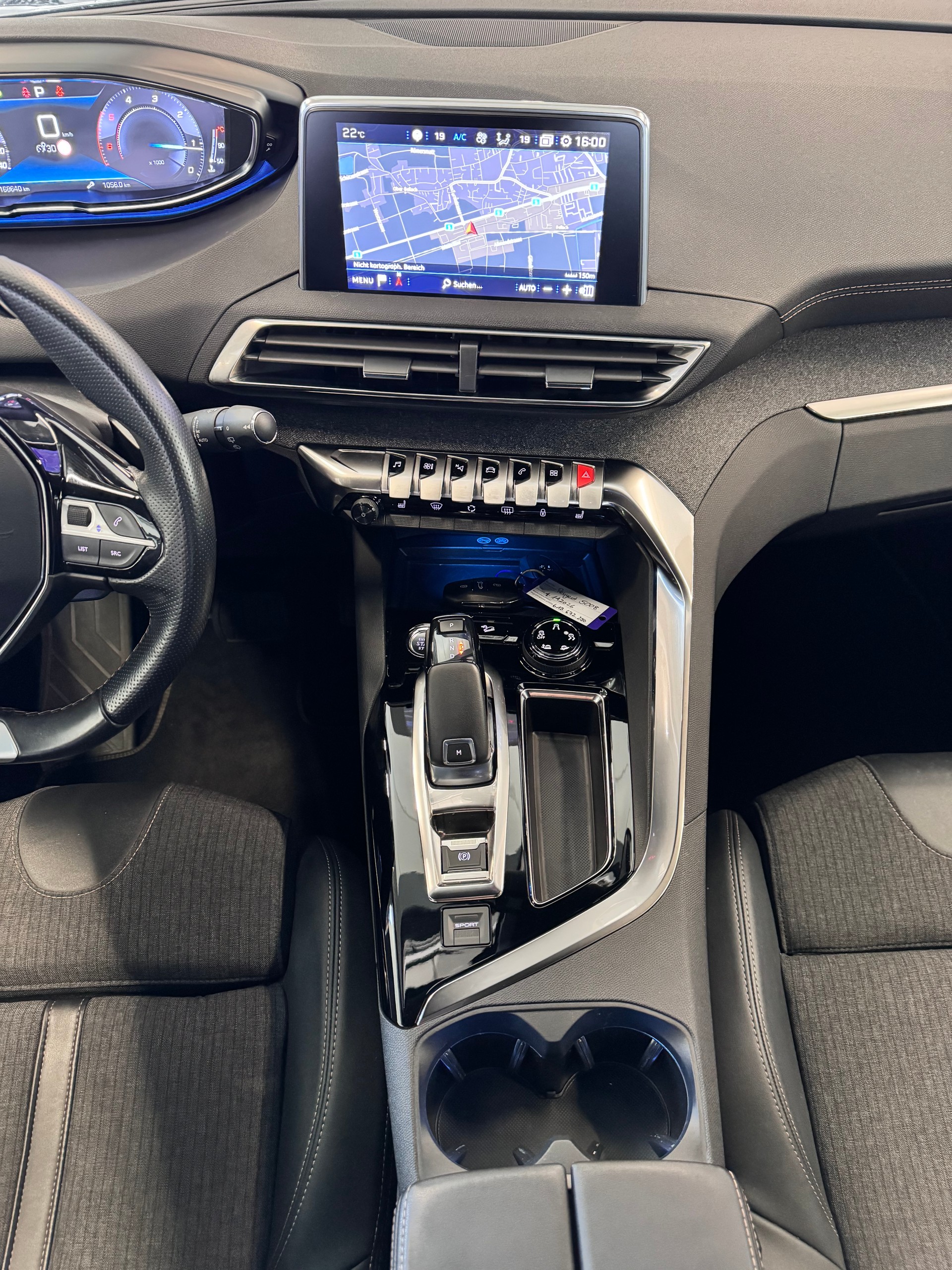 PEUGEOT 5008 1.5 BlueHDi GT Line EAT-image-12