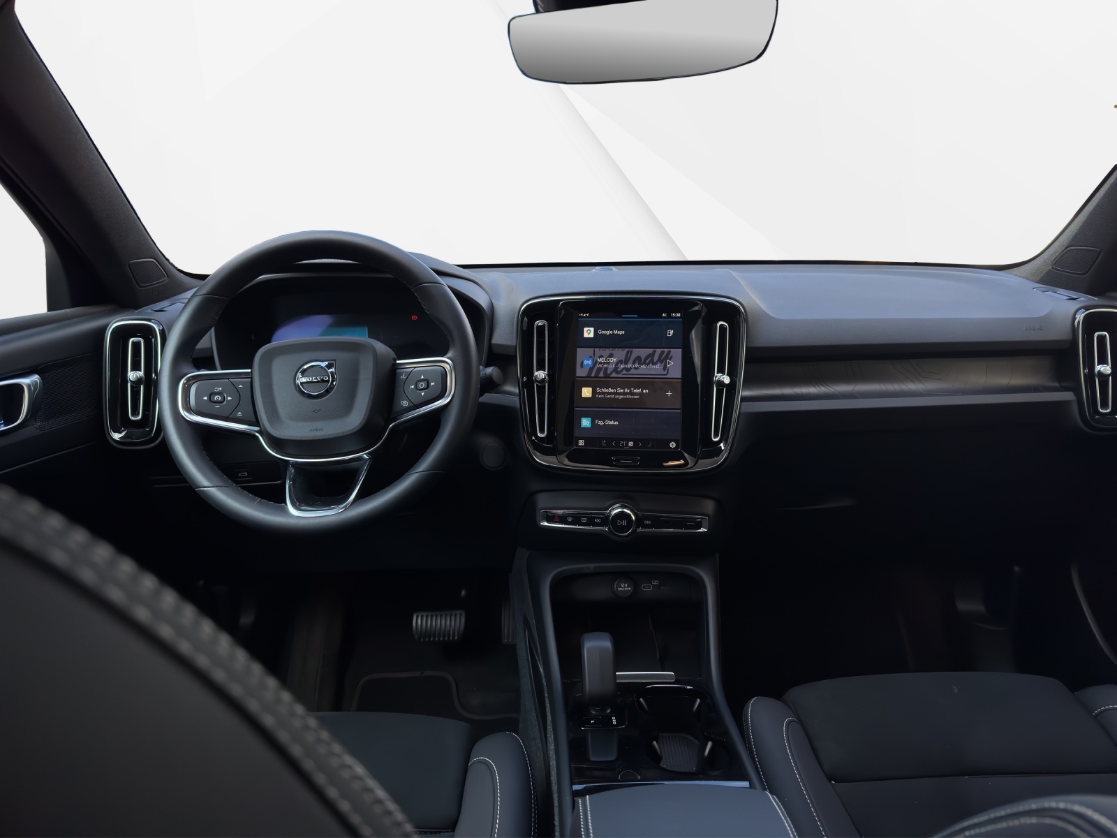 VOLVO C40 Recharge E80 82kWh Twin AWD Pure Electric Plus-image-9