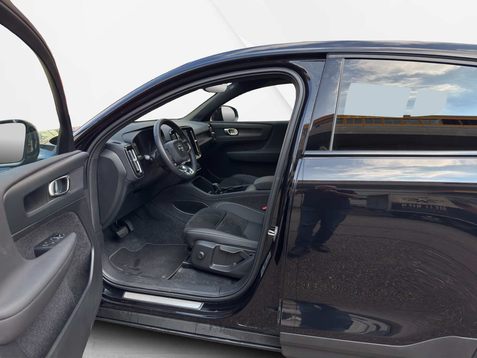 VOLVO C40 Recharge E80 82kWh Twin AWD Pure Electric Plus-image-8