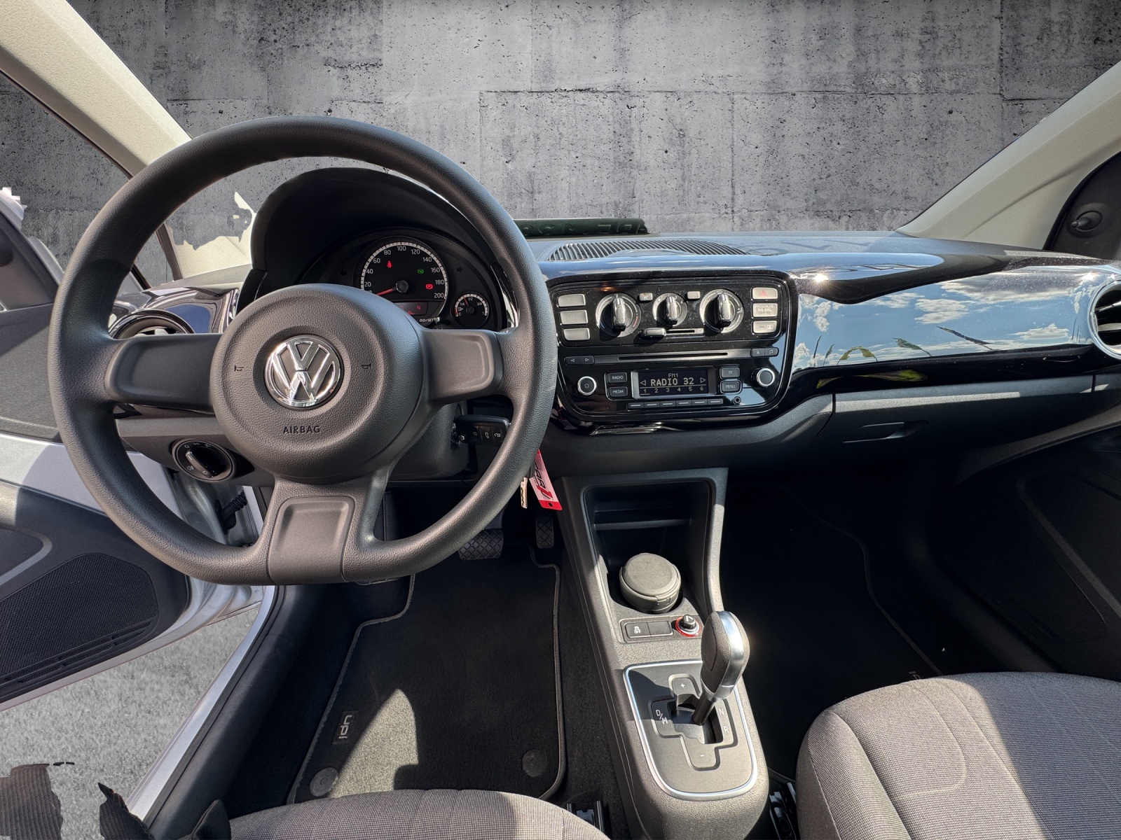 VW Up 1.0 move up ASG-image-14