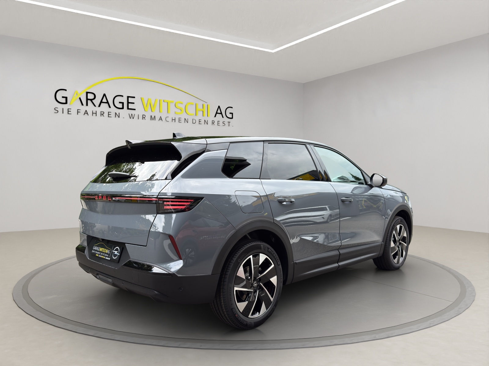 OPEL Grandland 1.2 Turbo GS Hybrid-image-4