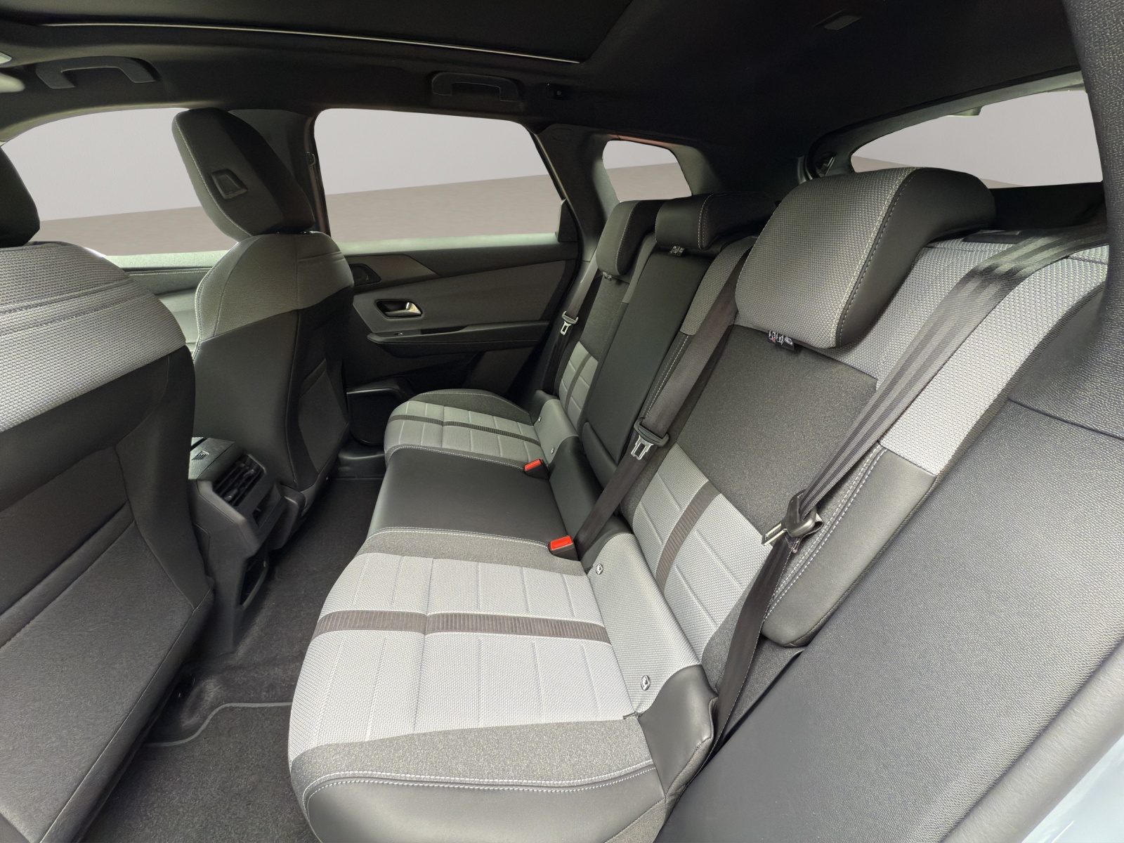 OPEL Grandland 1.2 Turbo GS Hybrid-image-10