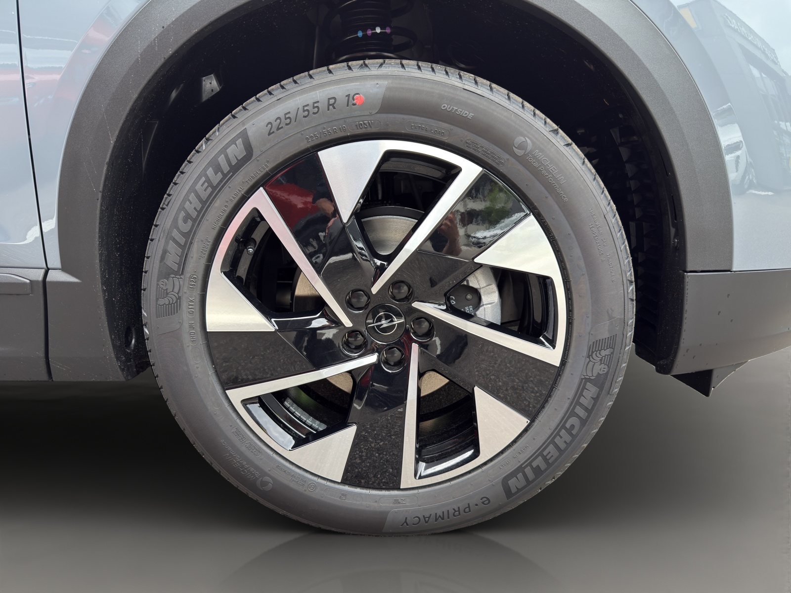 OPEL Grandland 1.2 Turbo GS Hybrid-image-15