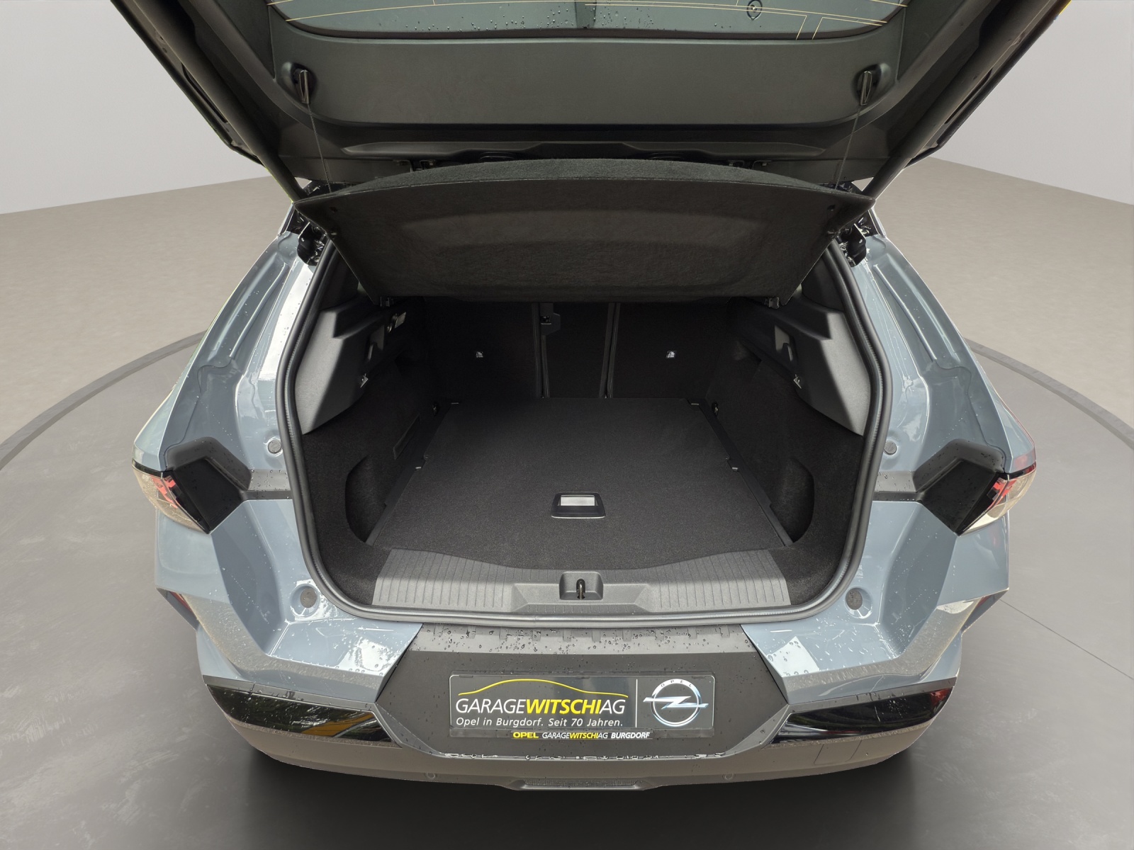 OPEL Grandland 1.2 Turbo GS Hybrid-image-11