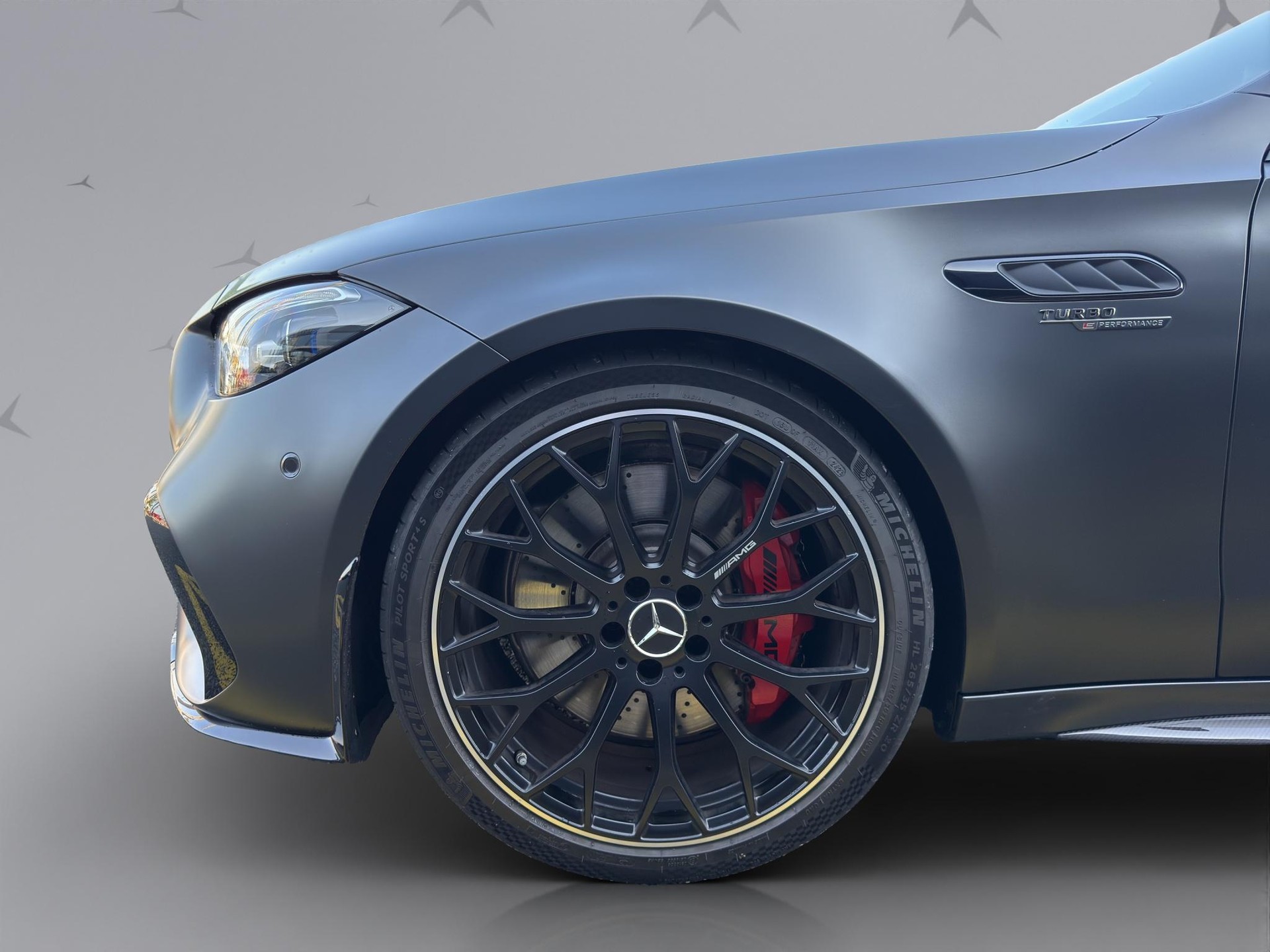 MERCEDES-BENZ C 63 AMG S E Performance Kombi-showroom-element-2