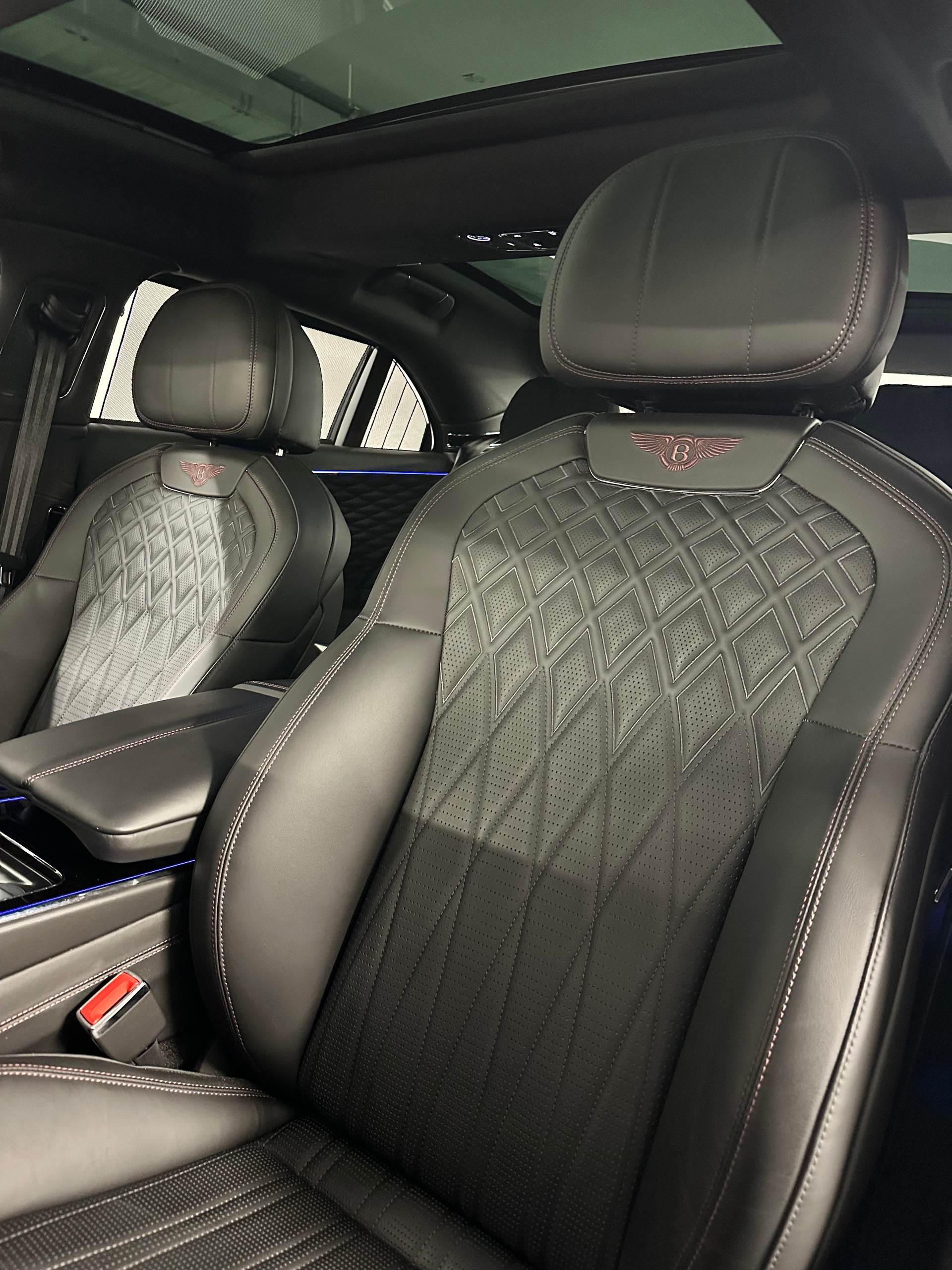 BENTLEY Flying Spur V6 Hybrid-image-9