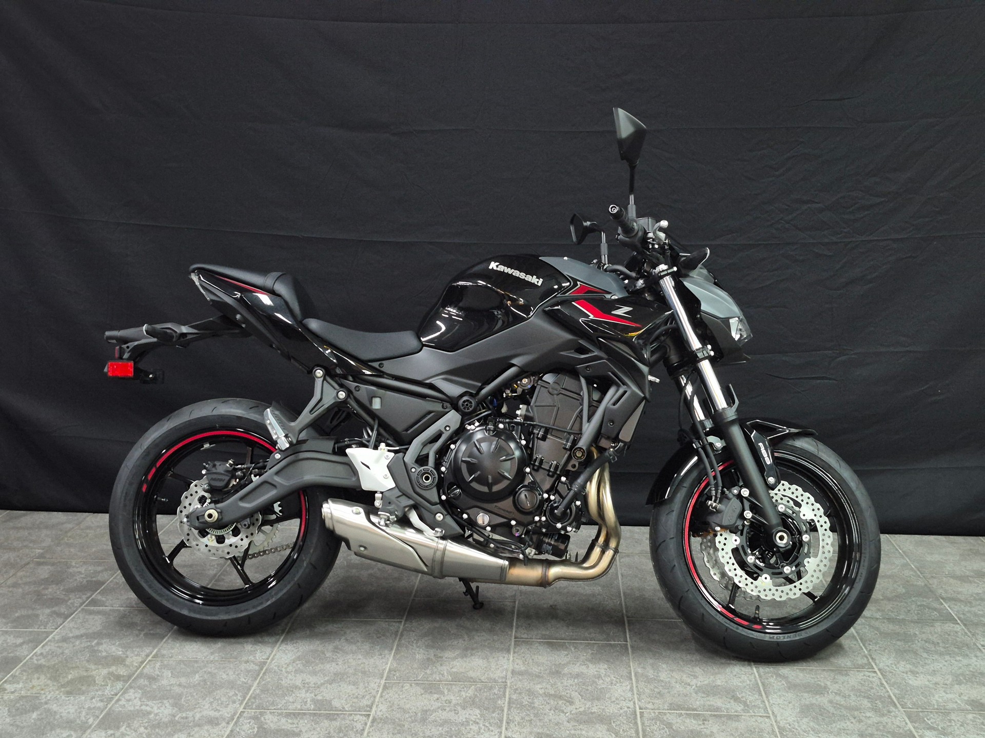 KAWASAKI Z 650-image-7