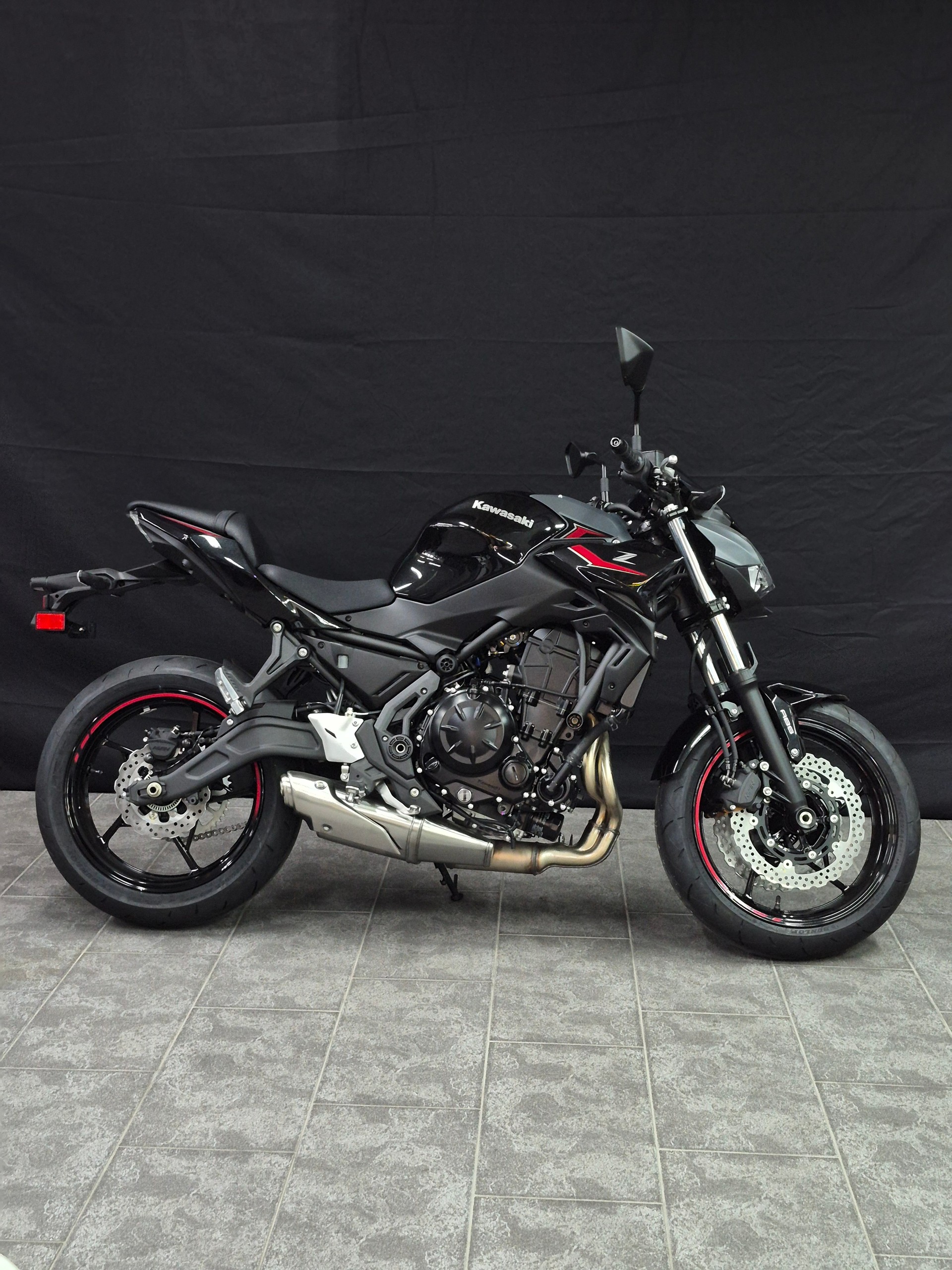 KAWASAKI Z 650-image-2