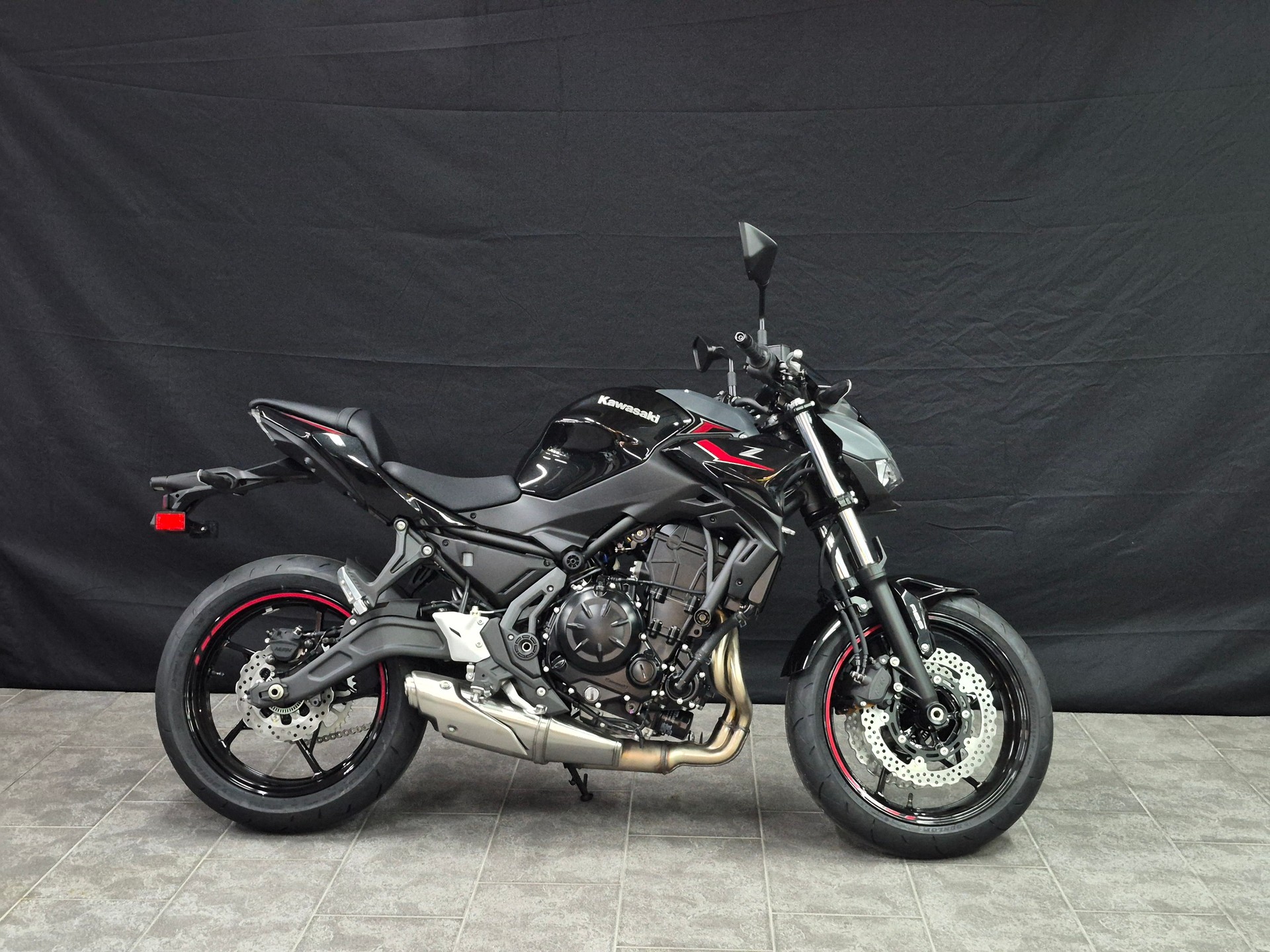 KAWASAKI Z 650-image-9