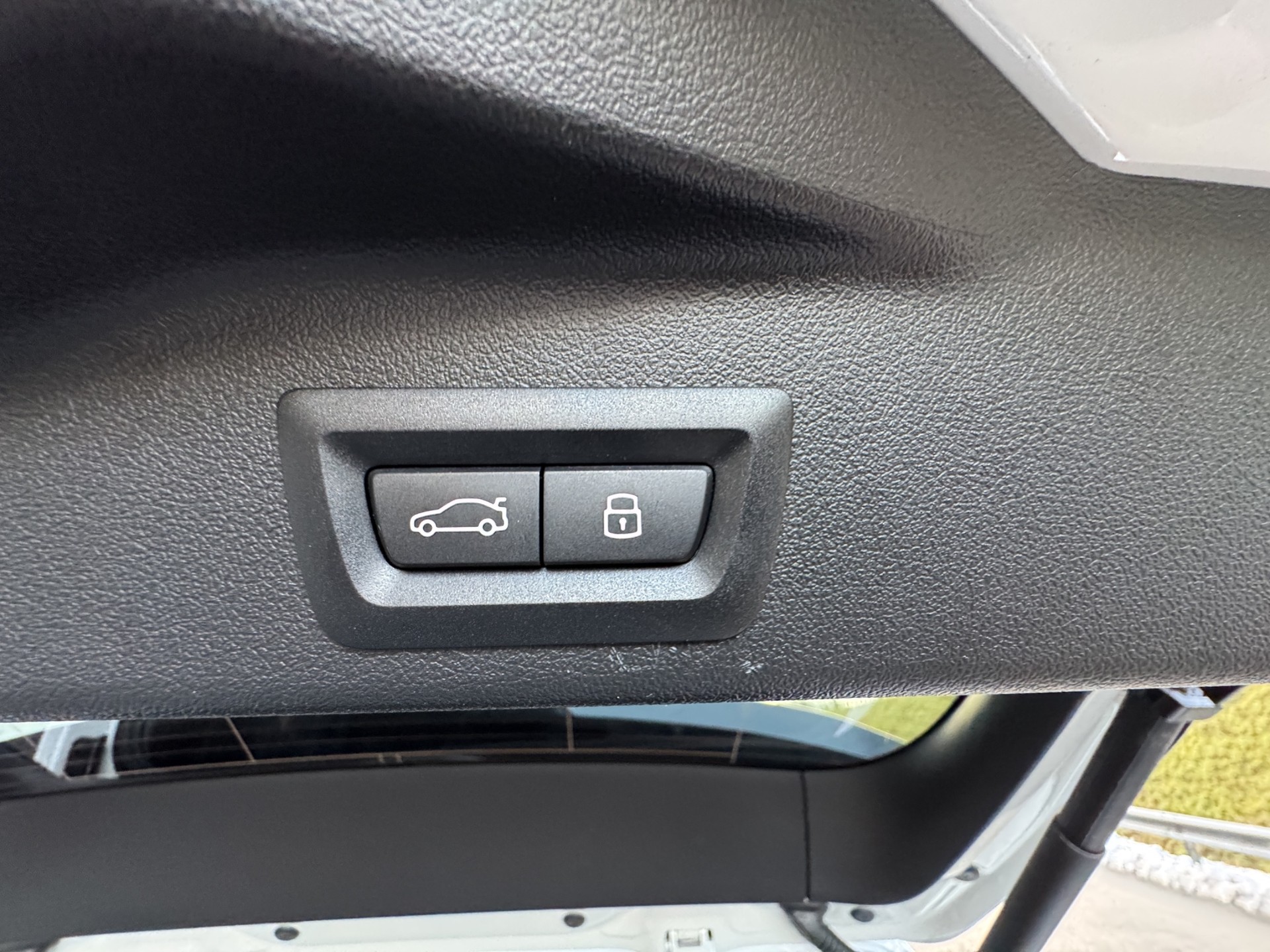 BMW X5 50e xDrive SAG - M Sport-image-28