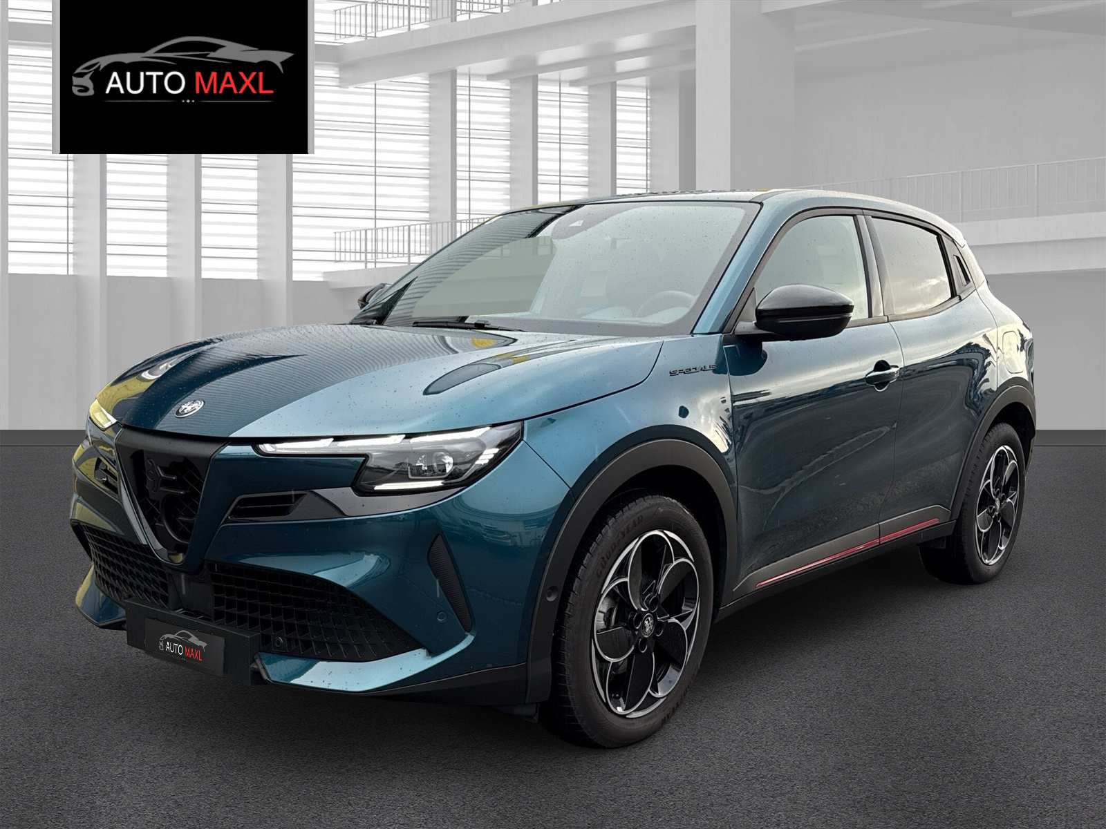 ALFA ROMEO Junior BEV 156 54kWh Speciale-showroom-element-1