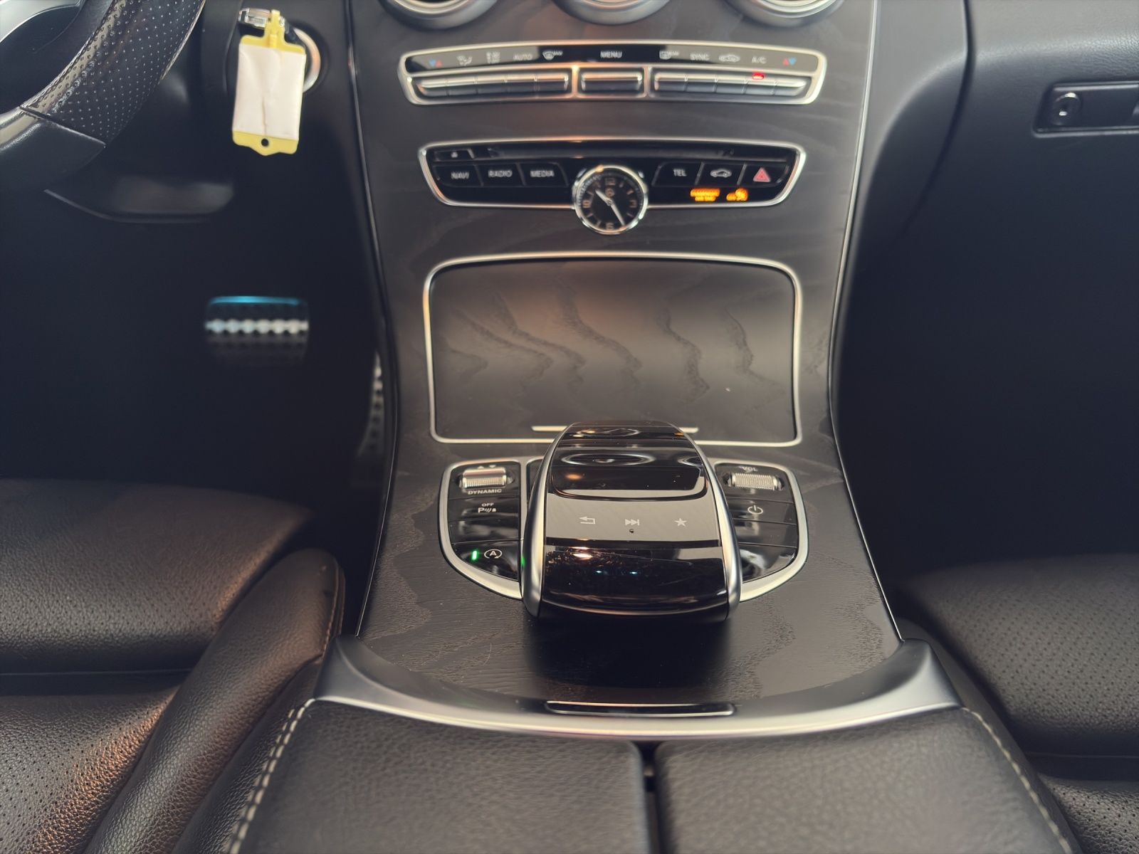 MERCEDES-BENZ C 300 AMG Line 9G-Tronic-image-13