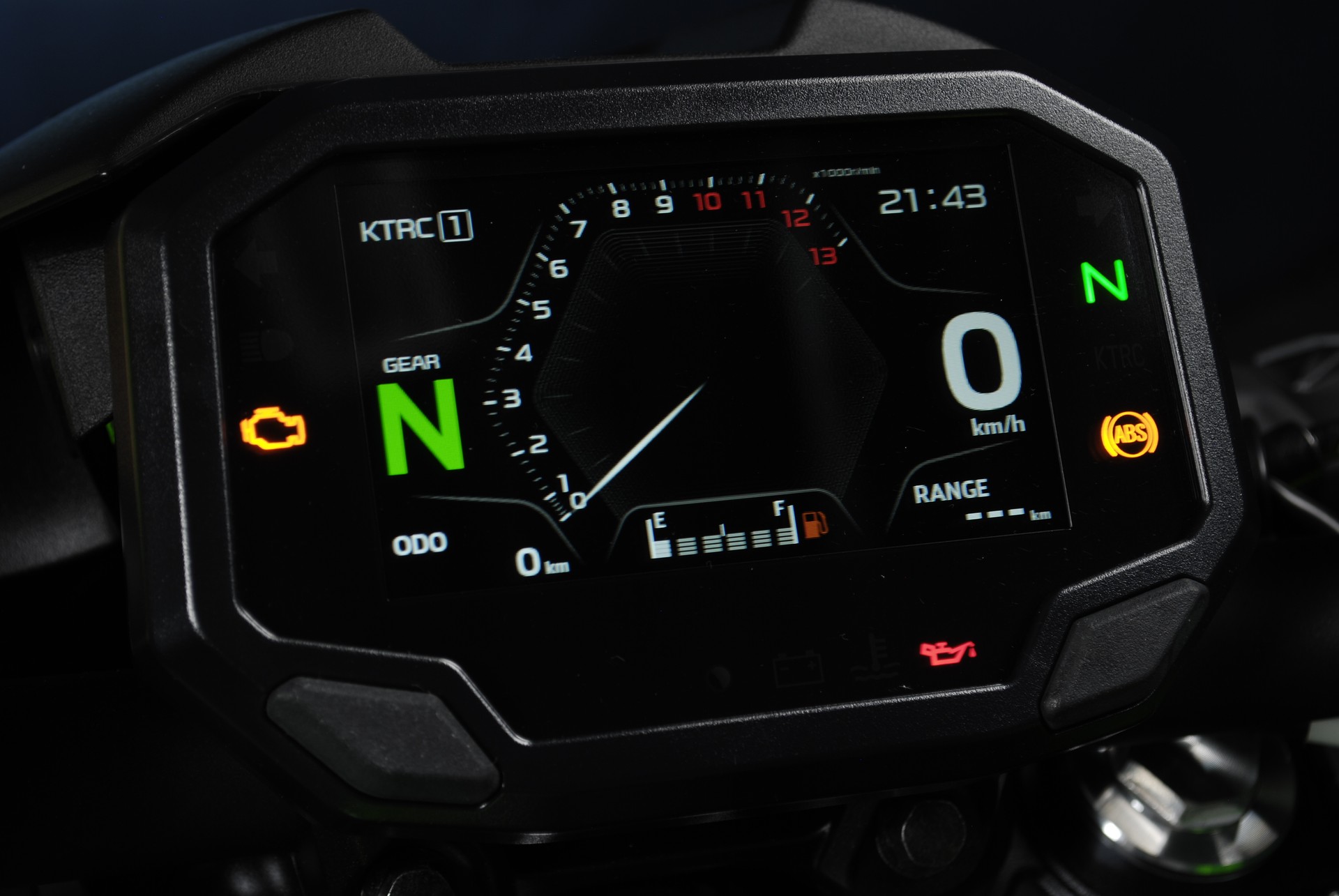 KAWASAKI Z 650 S MY26-image-15