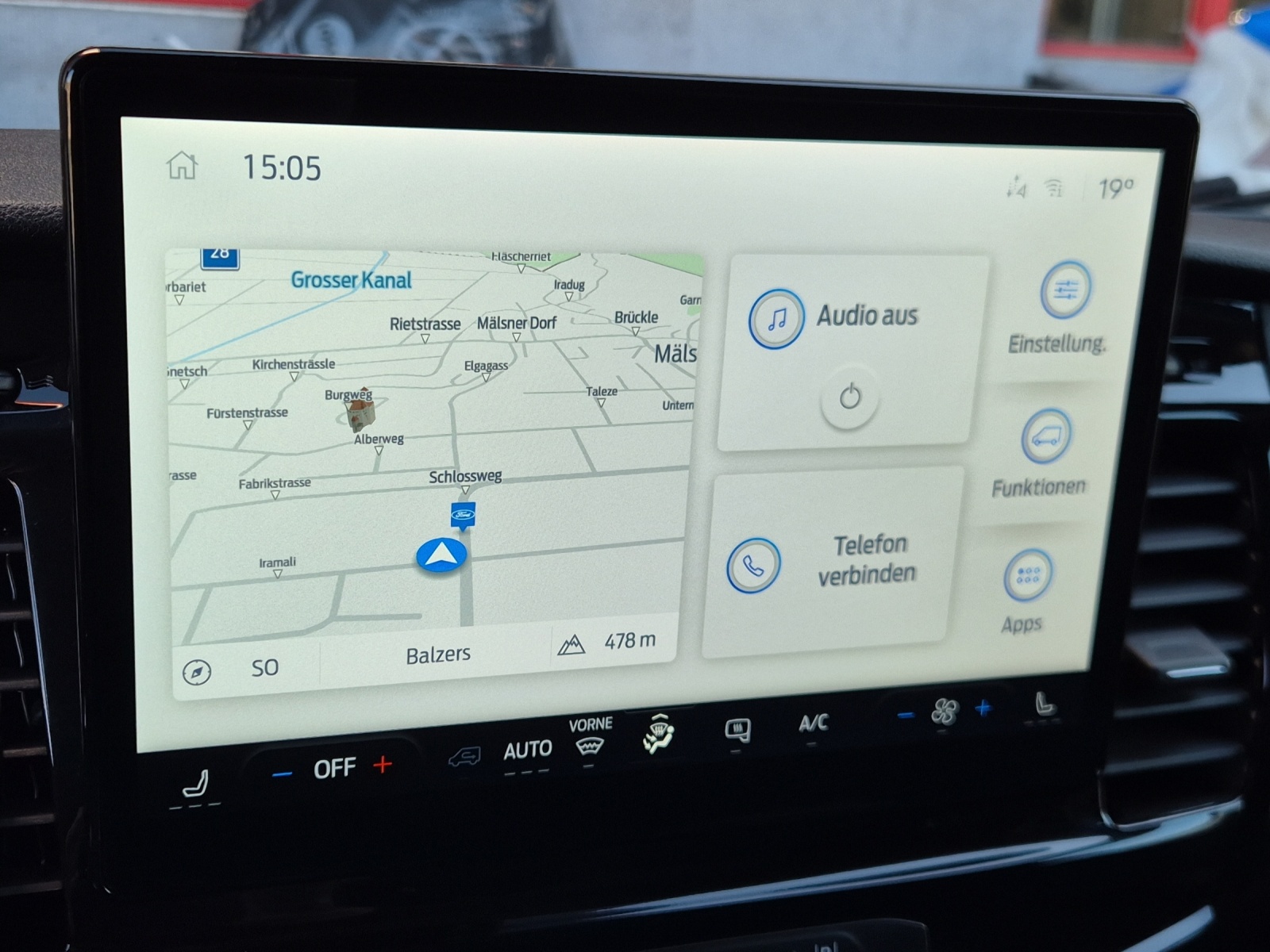 FORD E-Transit Van 350 L2H2 68kWh Trend-image-15