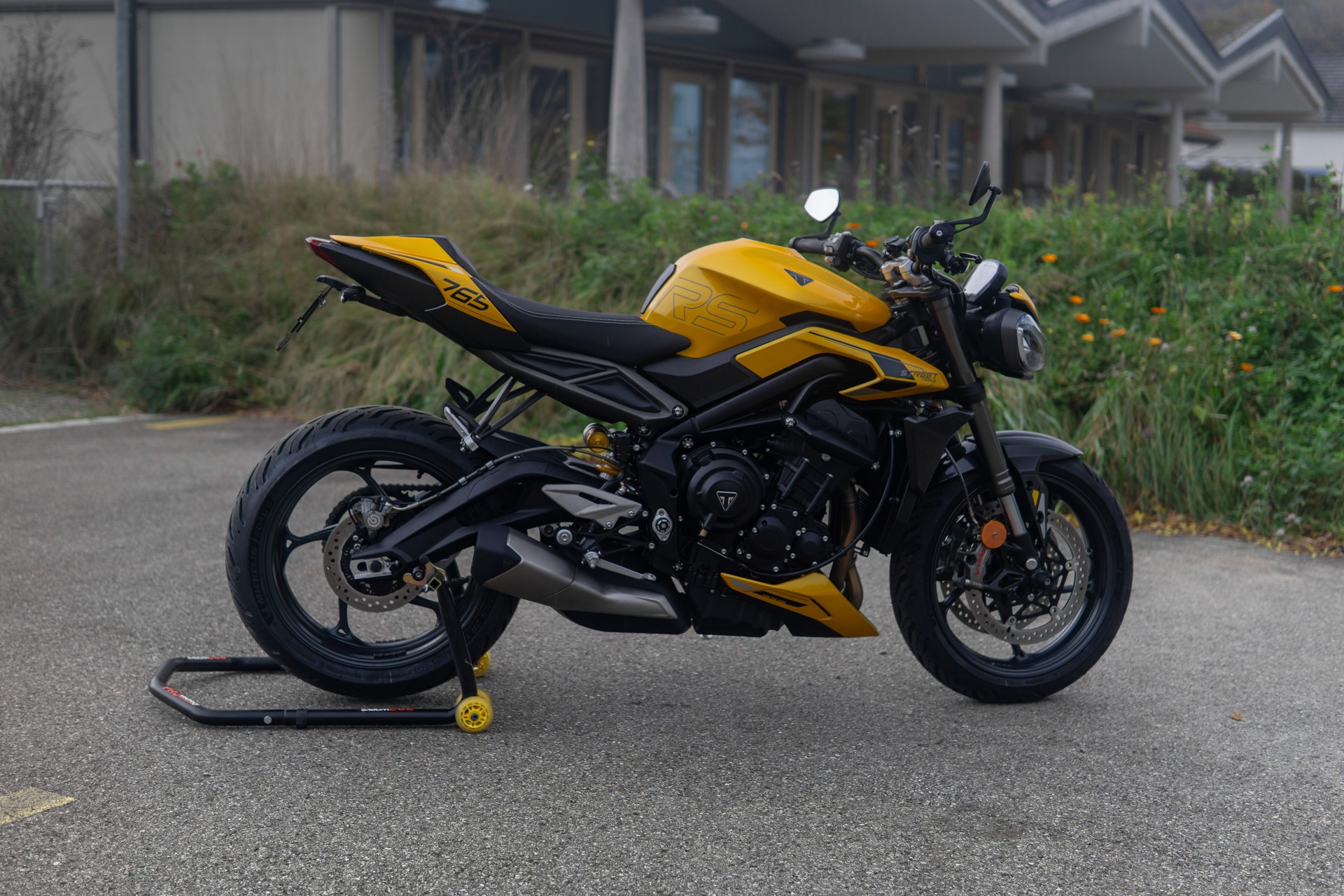 TRIUMPH Street Triple 765 RS-image-2