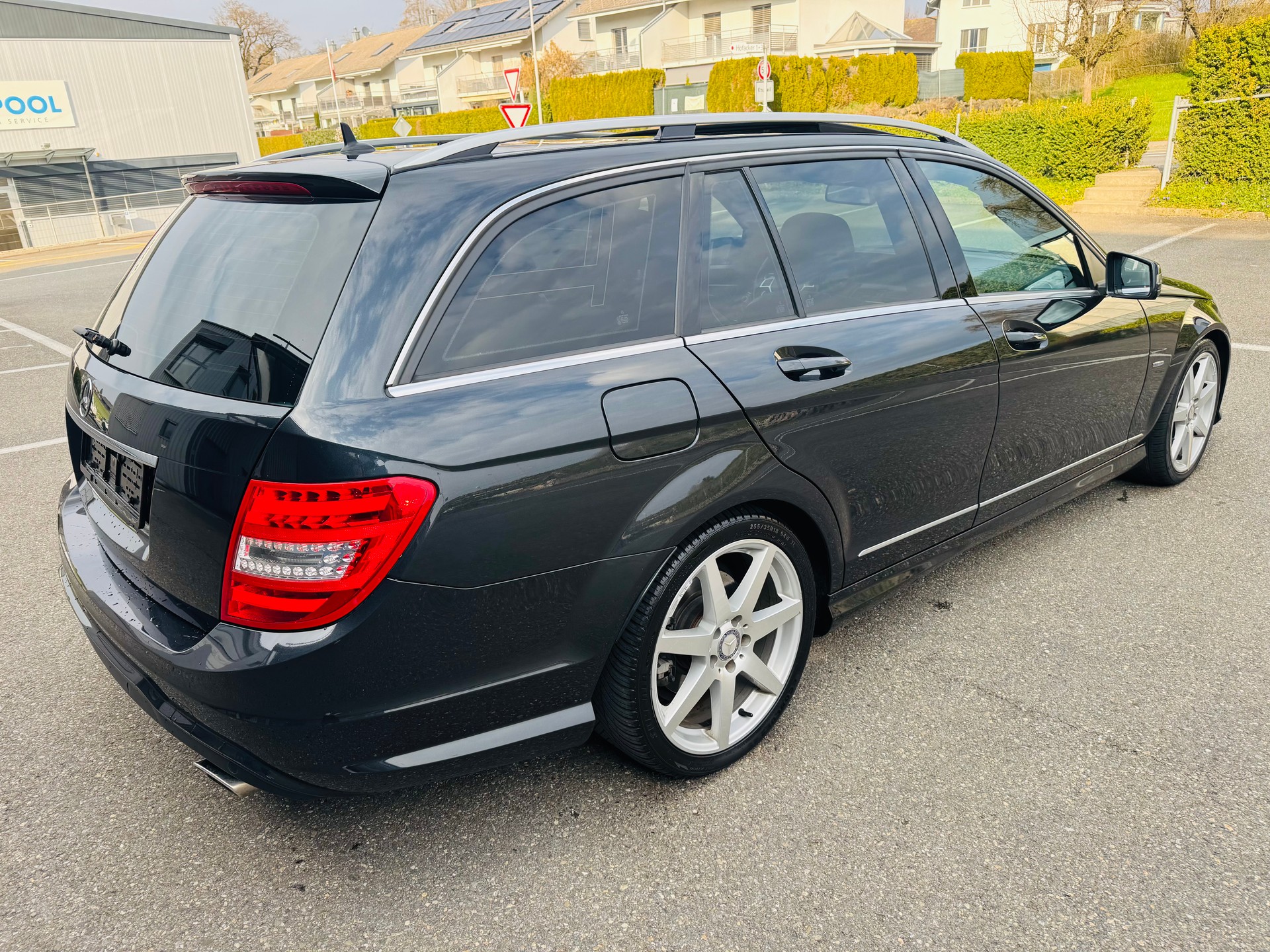 MERCEDES-BENZ C 300 CDI Avantgarde 4Matic 7G-Tronic AMG-Paket-image-5