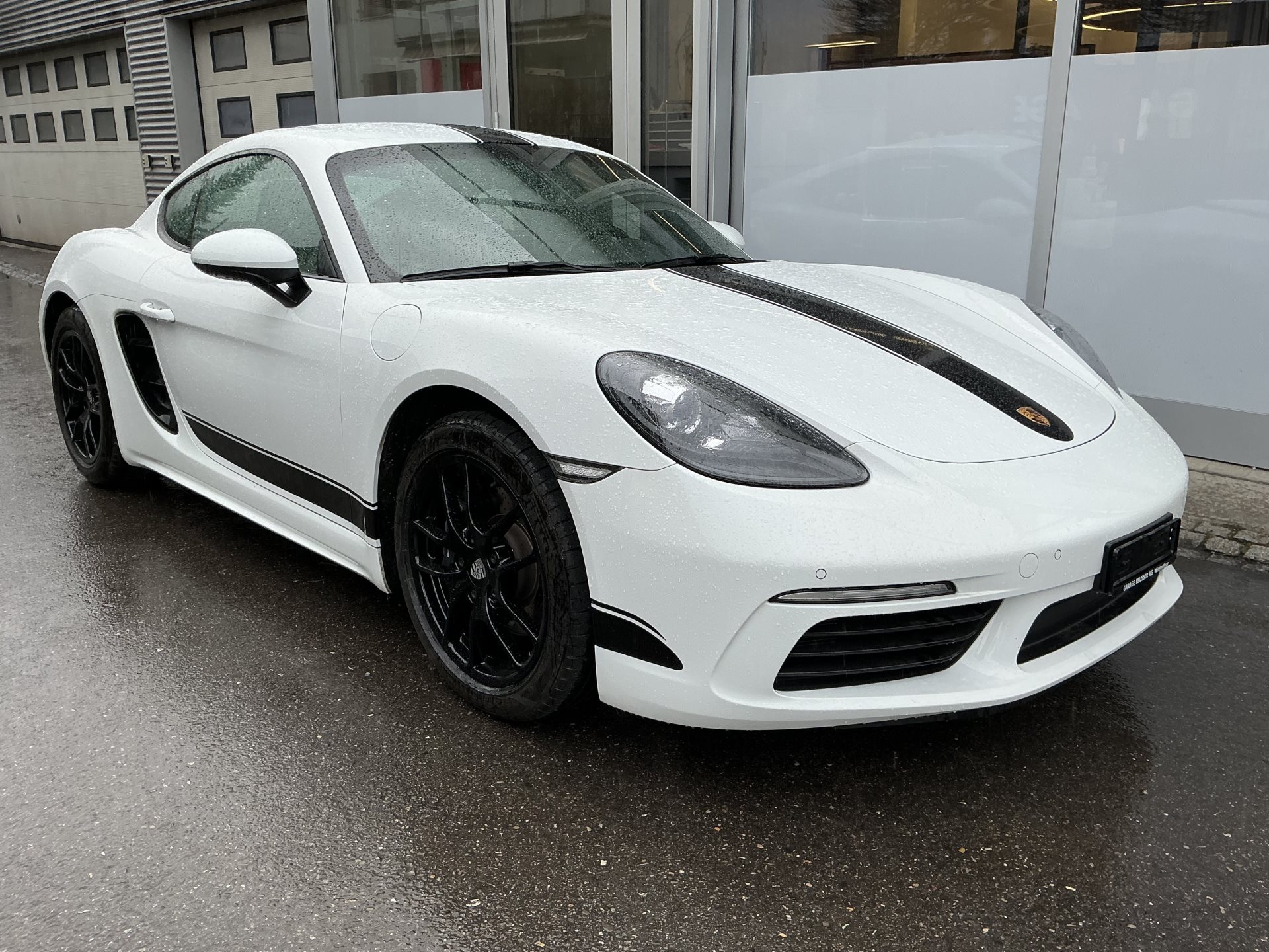 PORSCHE 718 Cayman 2.0 PDK *** INKL. PORSCHE APPROVED BIS 22.06.2027 ***-showroom-element-2