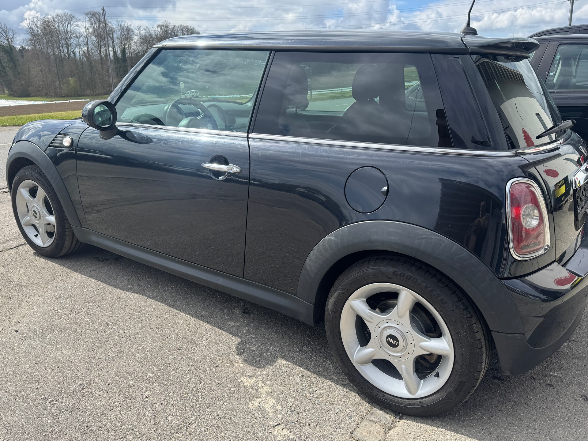 MINI Cooper-image-5