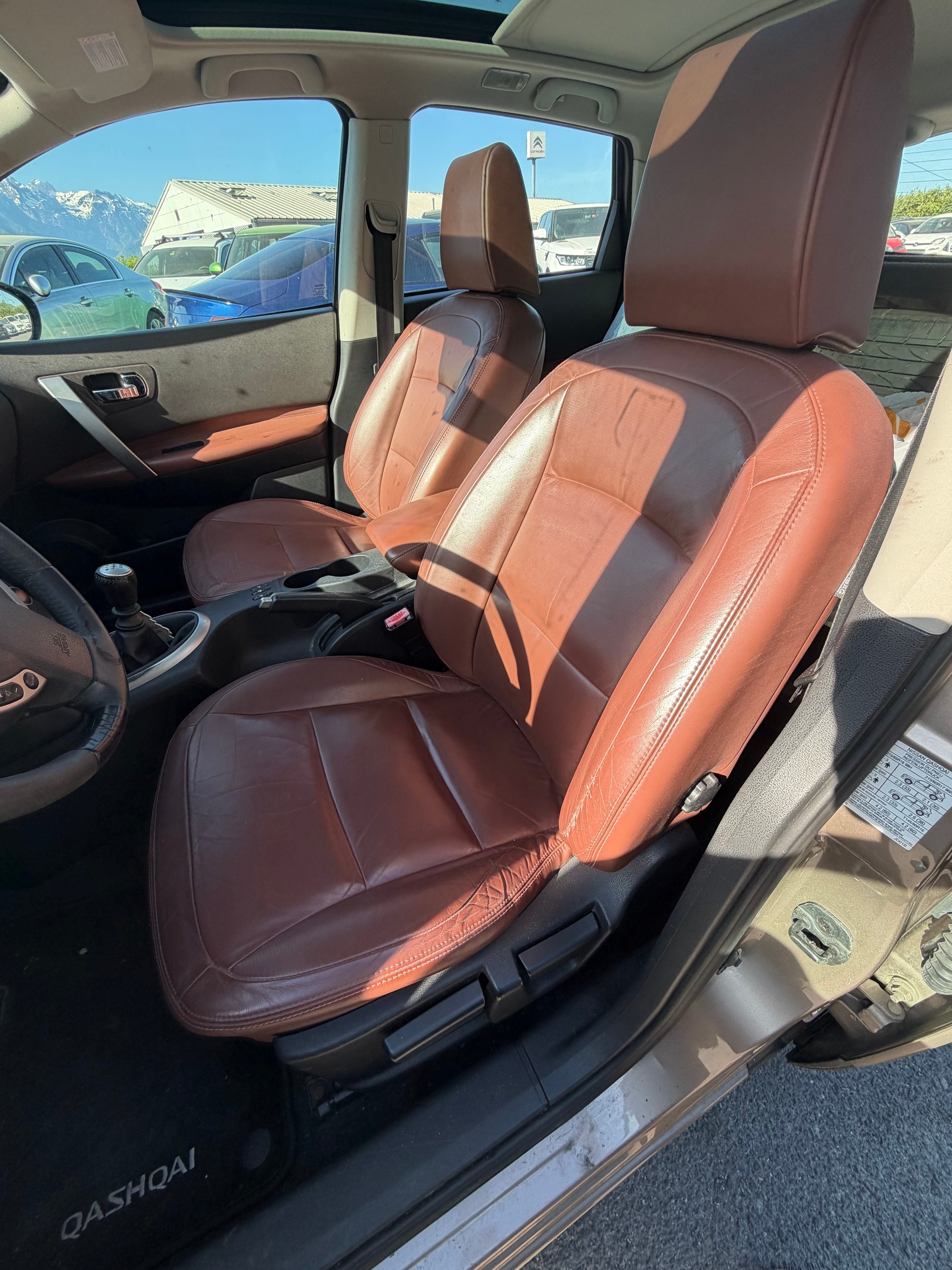 NISSAN Qashqai 2.0 tekna-image-3