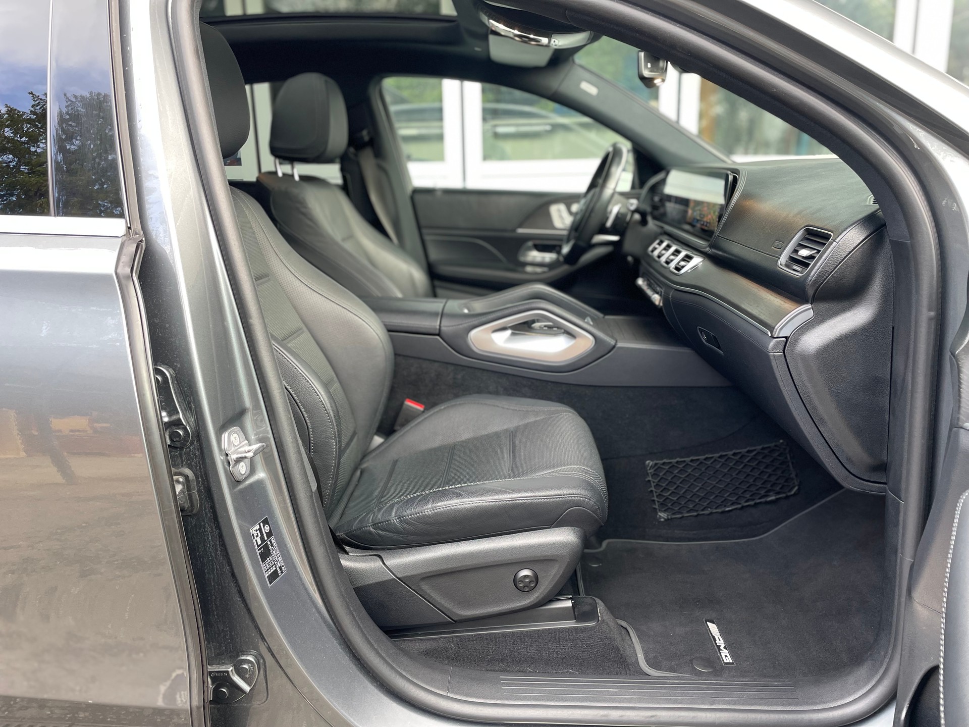 MERCEDES-BENZ GLE 400 d 4matic-image-17