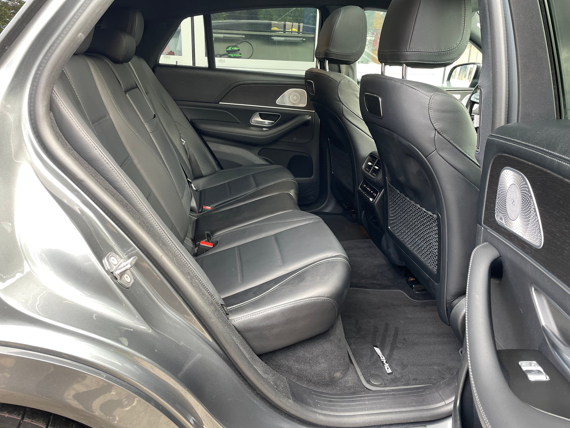 MERCEDES-BENZ GLE 400 d 4matic-image-18
