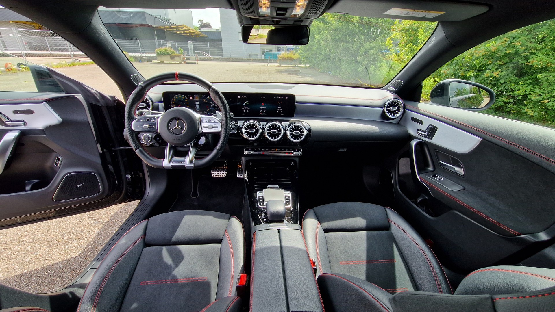 MERCEDES-BENZ CLA 35 AMG 4matic-image-5