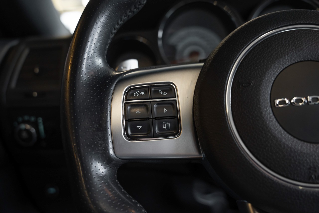 DODGE Challenger SRT8 6.4L HEMI-image-24
