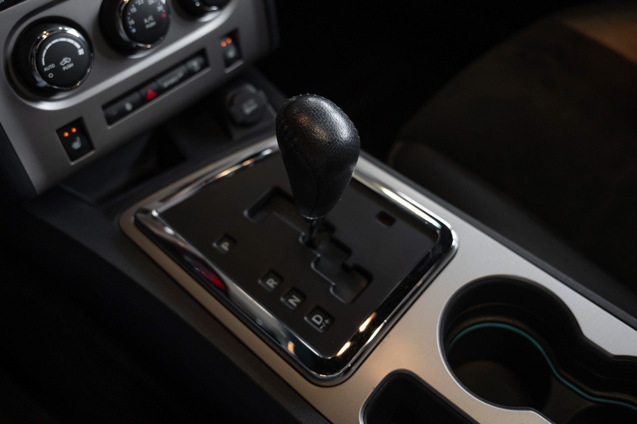 DODGE Challenger SRT8 6.4L HEMI-image-27