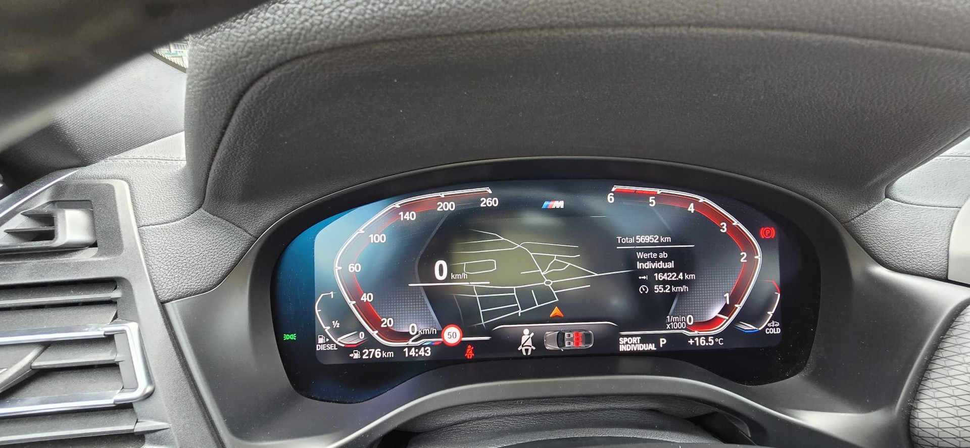 BMW 30d xDrive-image-9