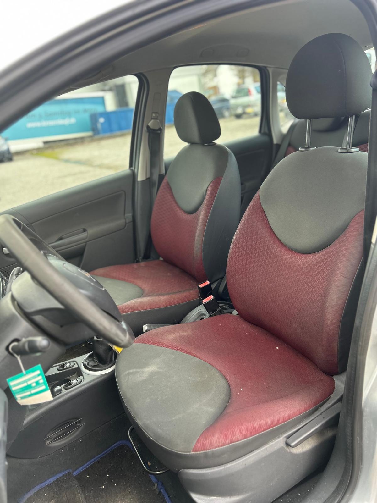 CITROEN C3 1.4i Furio-image-8