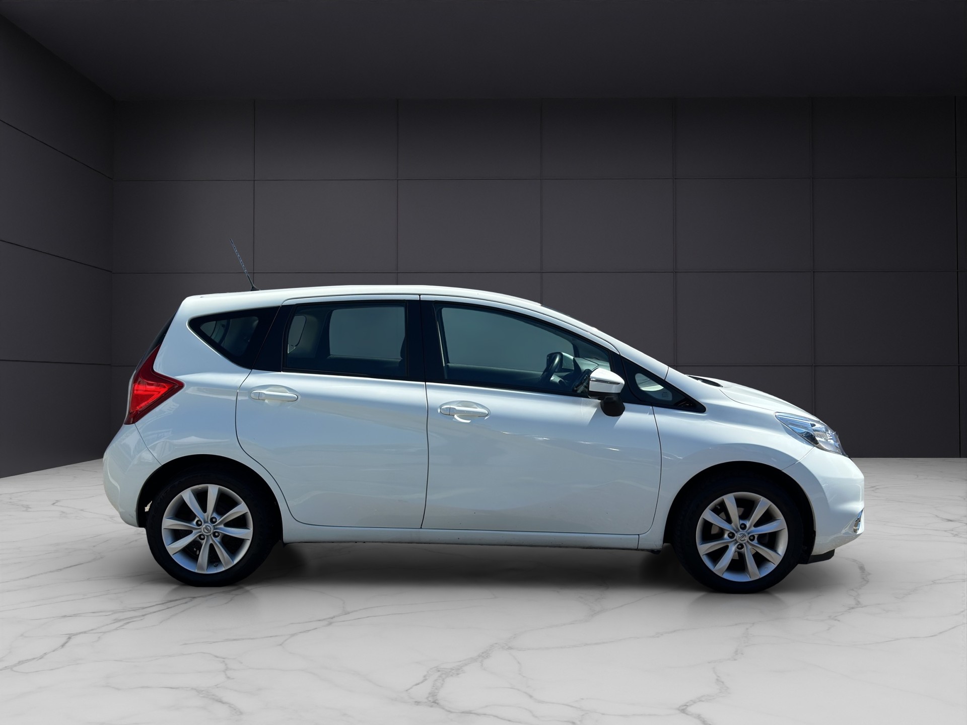 NISSAN Note 1.2 DIG-S tekna CVT-image-6
