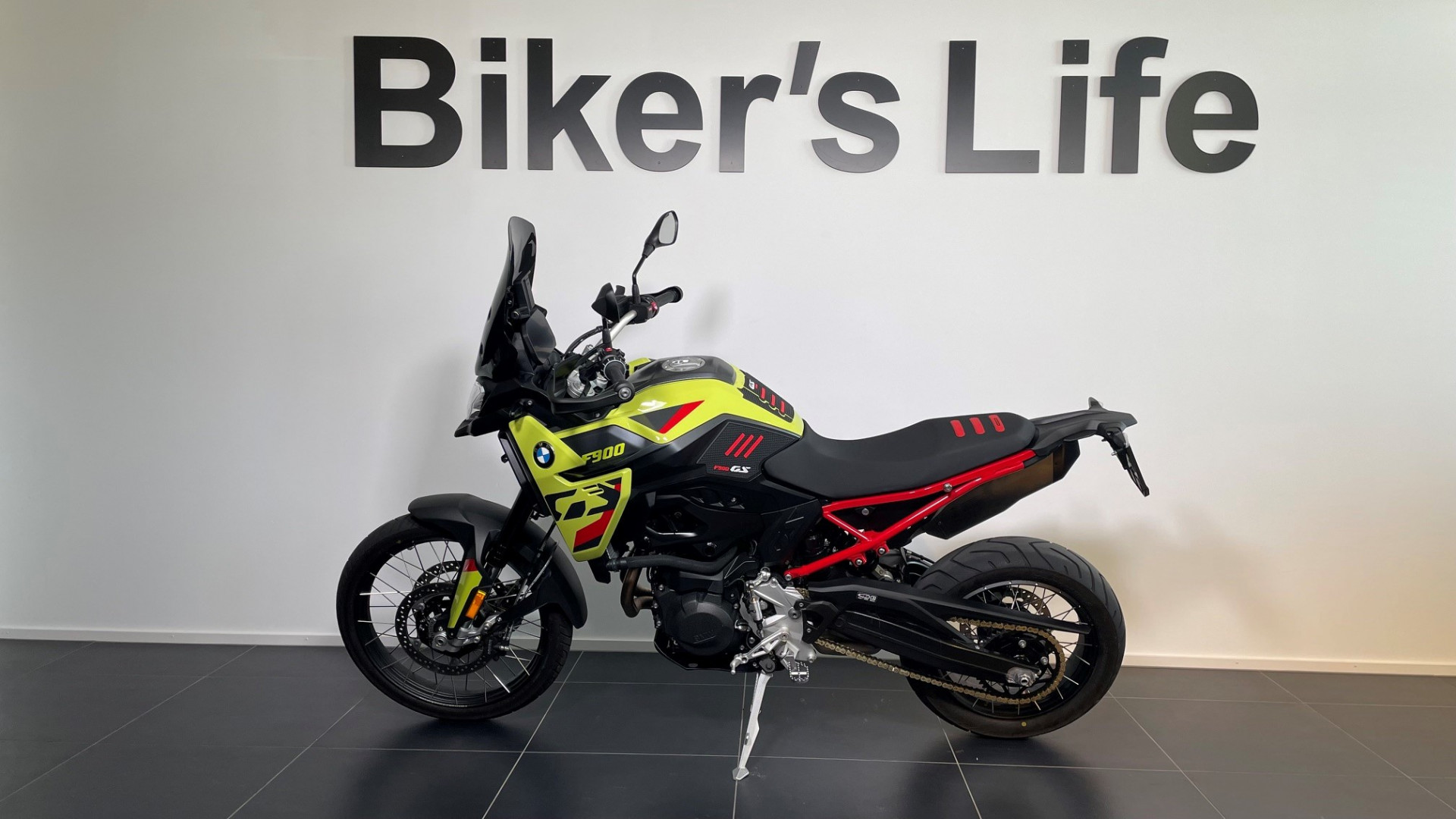 BMW F 900 GS Passion-image-1
