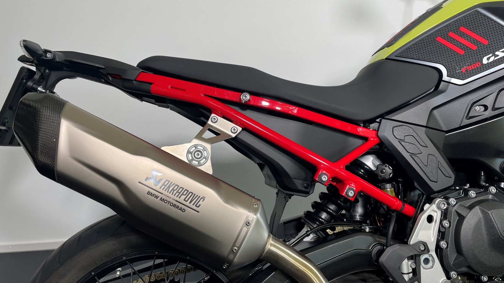 BMW F 900 GS Passion-image-3