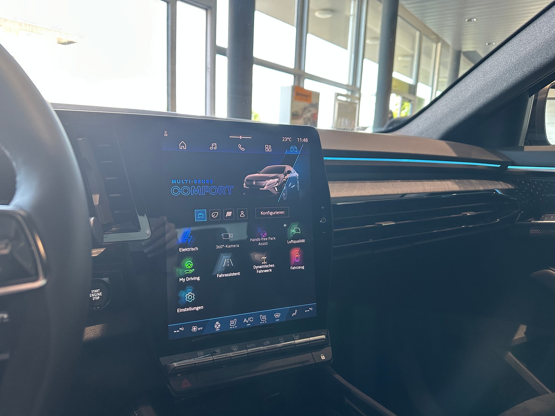 RENAULT Rafale 1.2 E-Tech Hybrid 200 Esprit Alpine-image-19