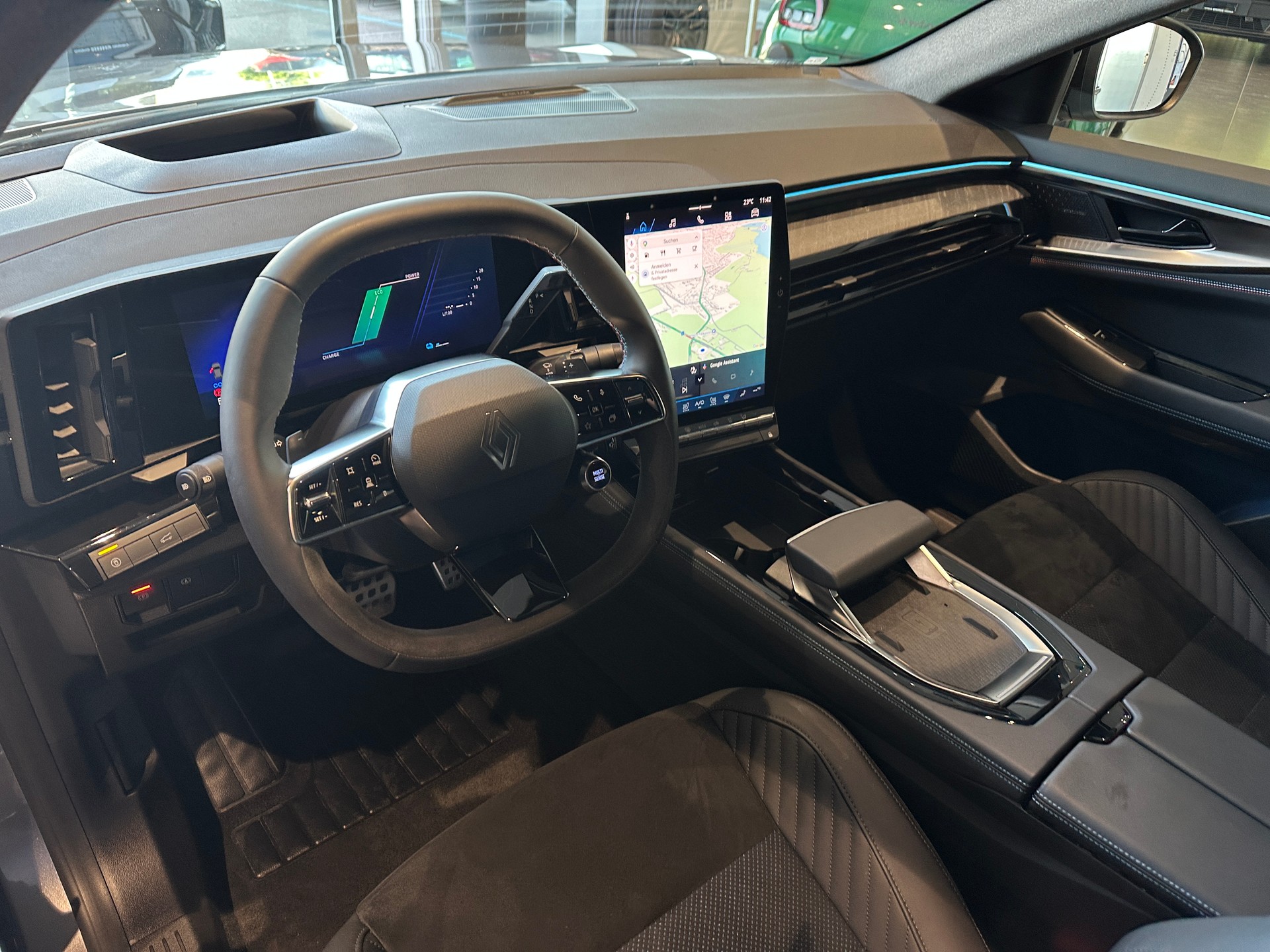 RENAULT Rafale 1.2 E-Tech Hybrid 200 Esprit Alpine-image-10