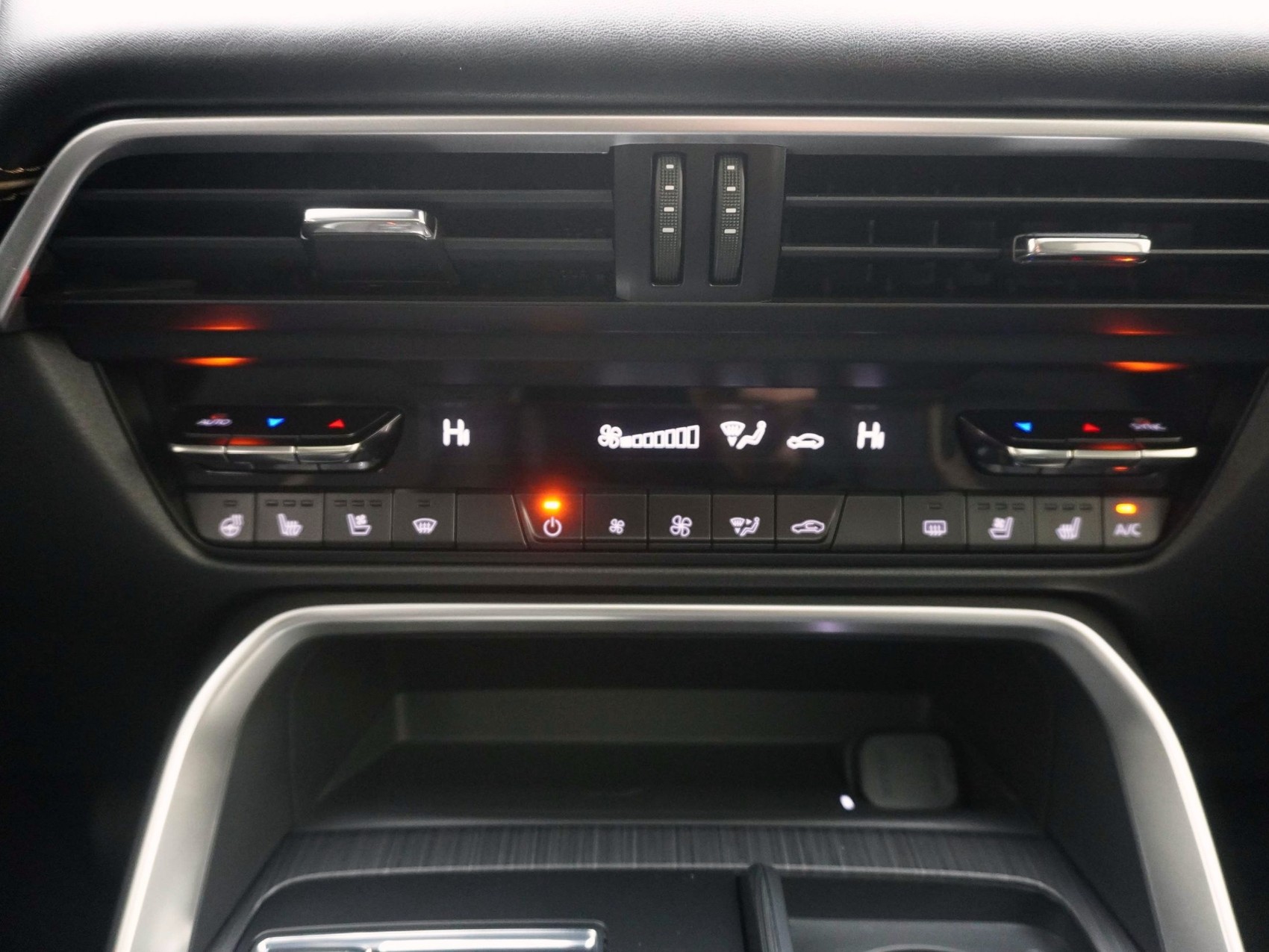 MAZDA CX-60 2.5 PHEV Homura Plus Gratis Mazda Service Pack 4 Jahre /80'000 km-image-15