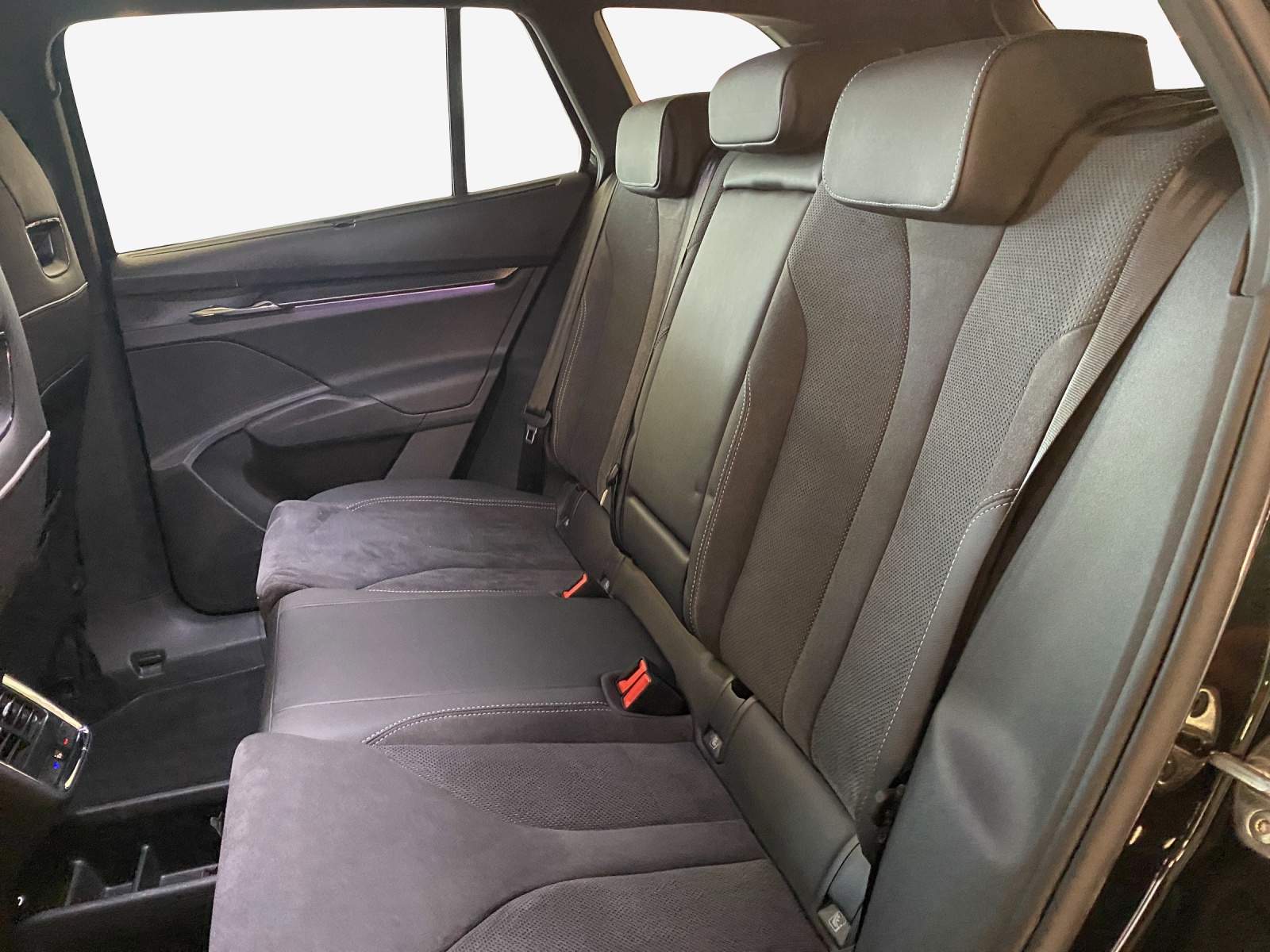 SKODA Enyaq iV 80x SportLine-image-12