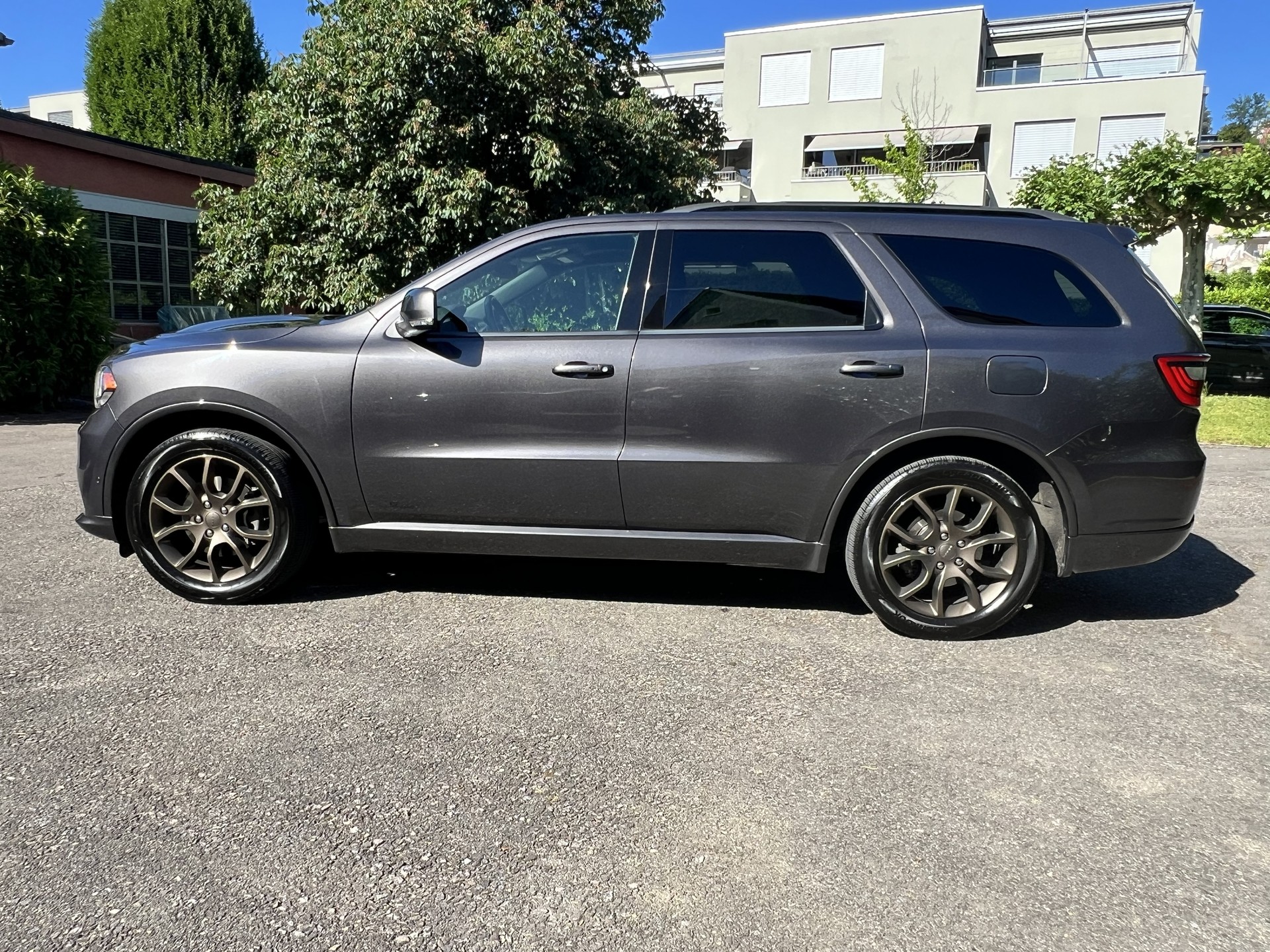 DODGE 5.7 V8 HEMI MDS VVT R/T AWD-image-4
