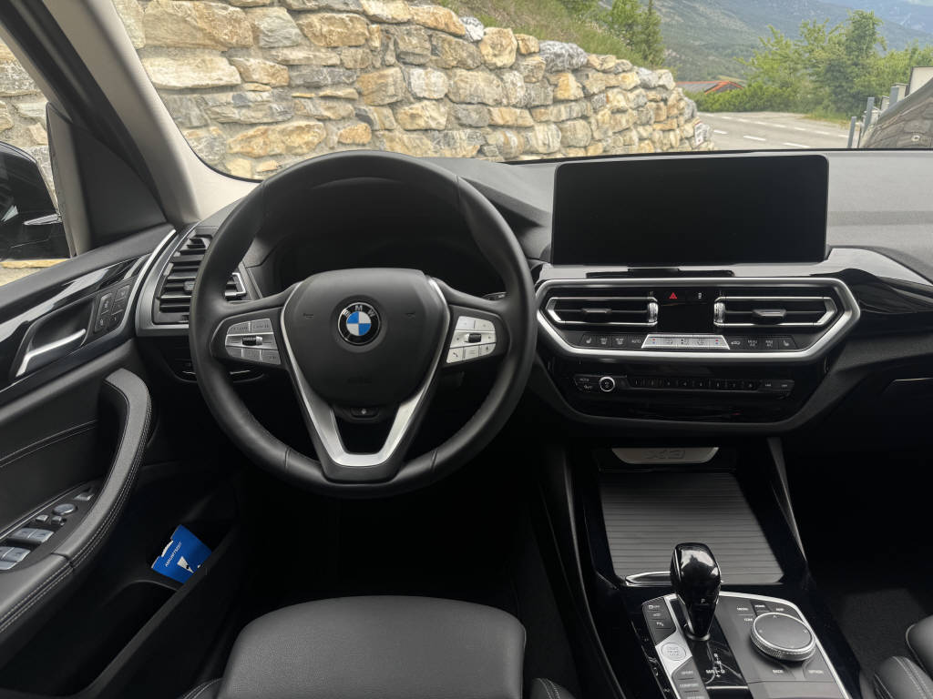 BMW X3 20i xDrive-image-9