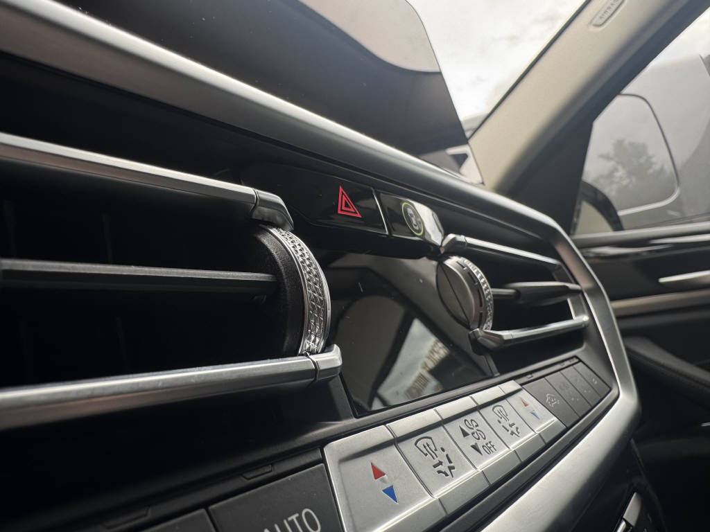 BMW X3 20i xDrive-image-19