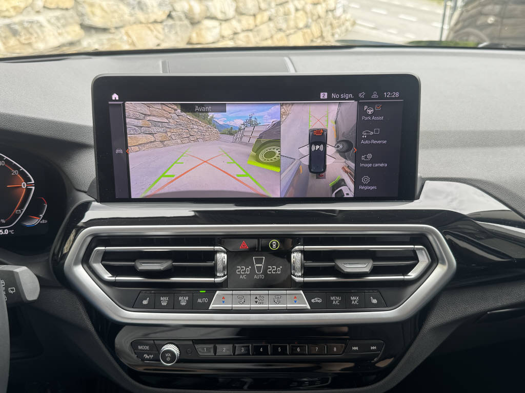 BMW X3 20i xDrive-image-12