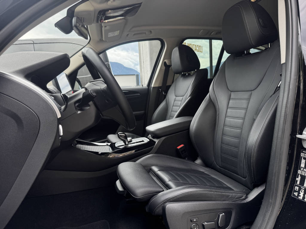 BMW X3 20i xDrive-image-10