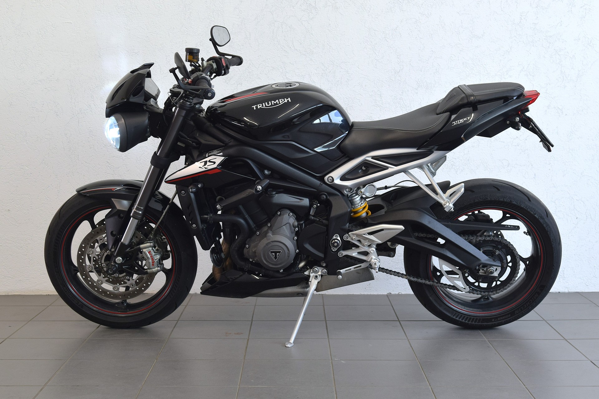 TRIUMPH Street Triple RS 765 ABS-image-1