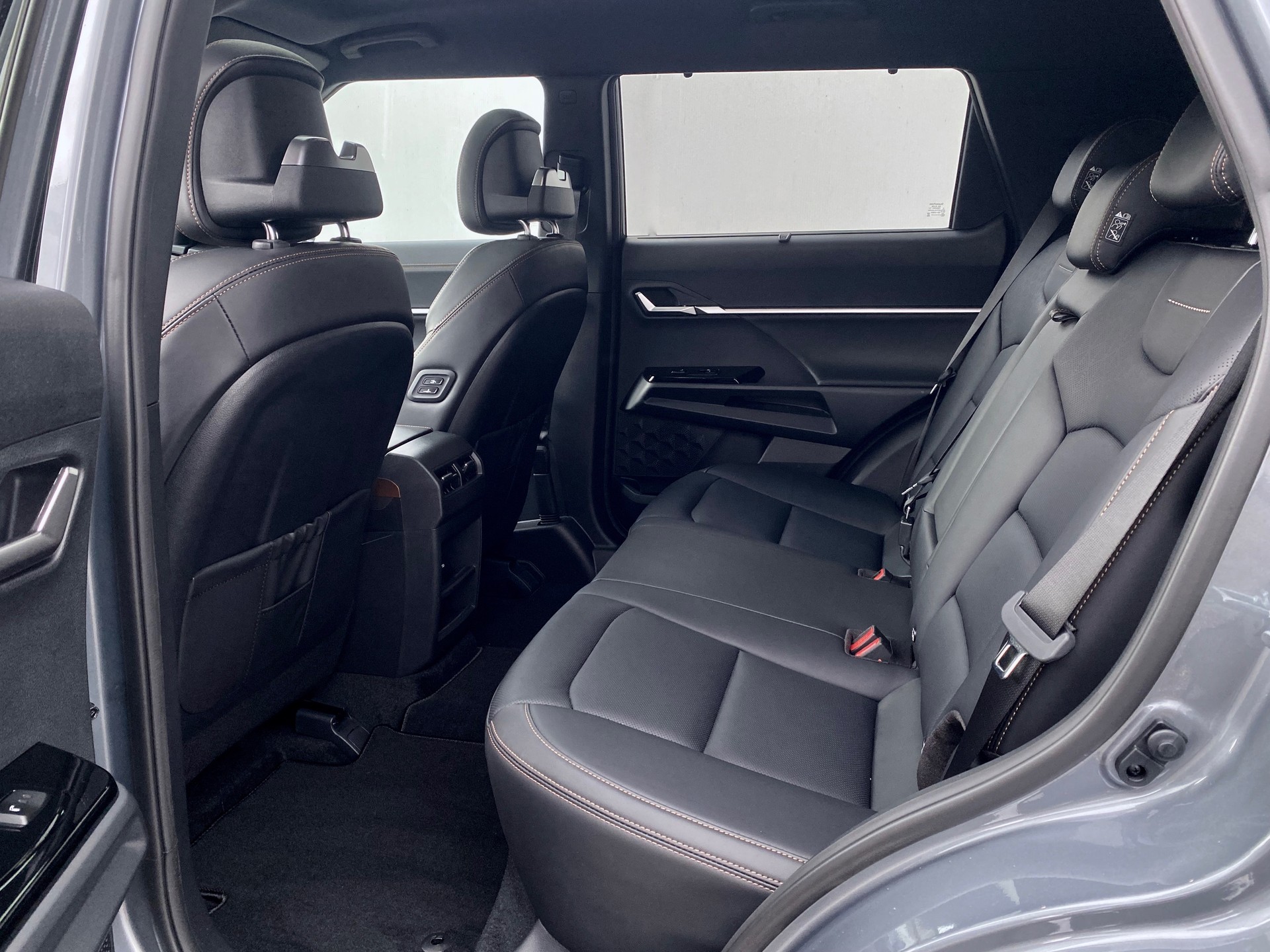 KGM-SsangYong Torres EVX *73 kWh*Swiss*Titanium*-image-6