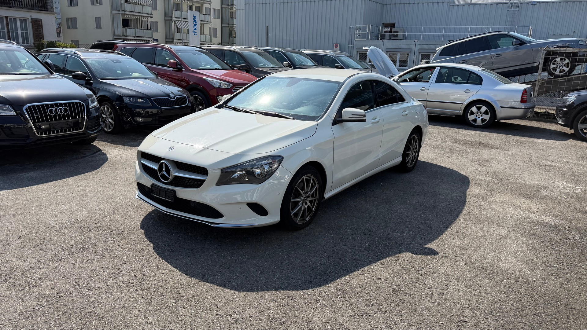 MERCEDES-BENZ CLA 200 d Urban 4Matic 7G-DCT